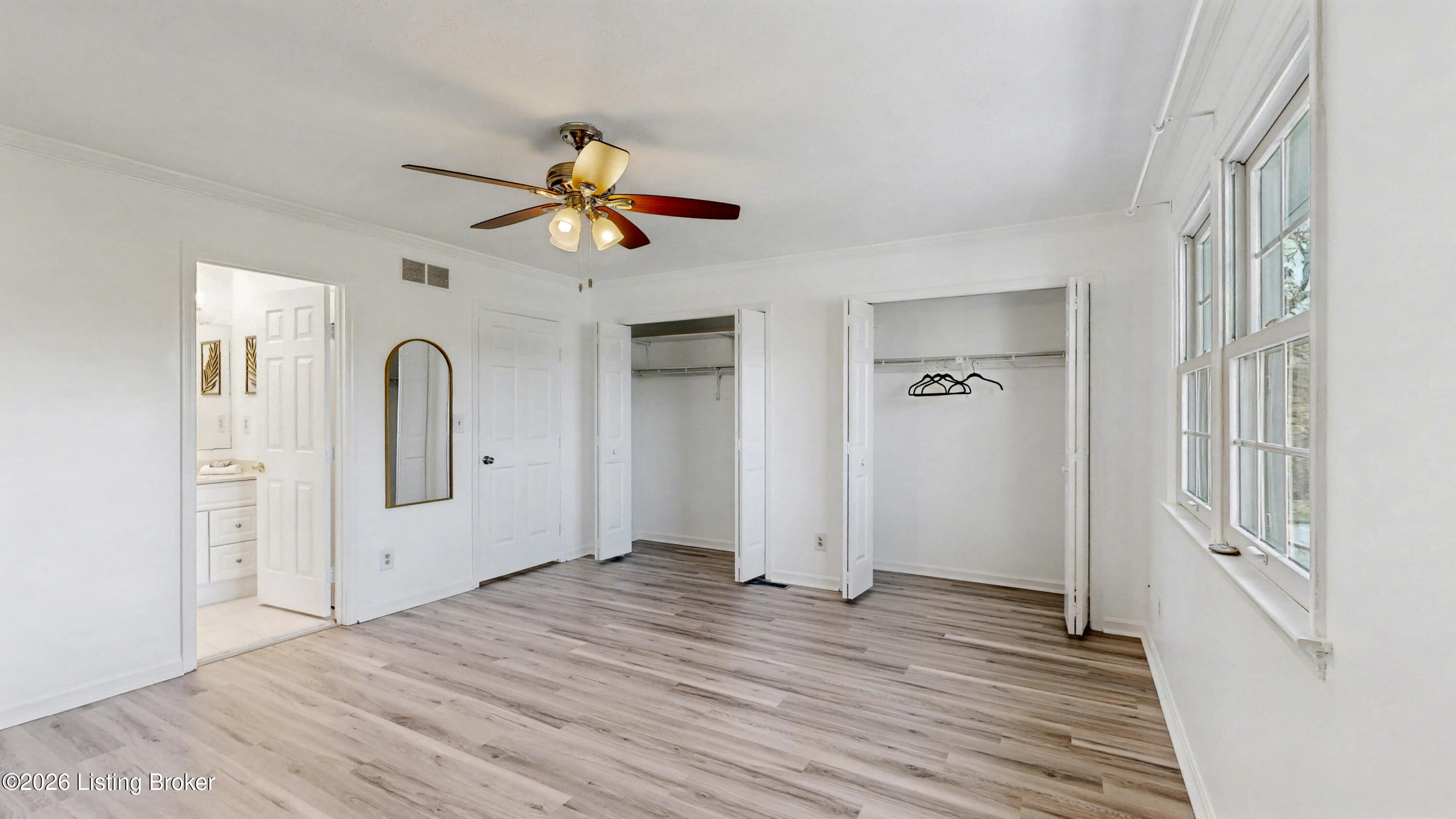24 Gardiner Ct