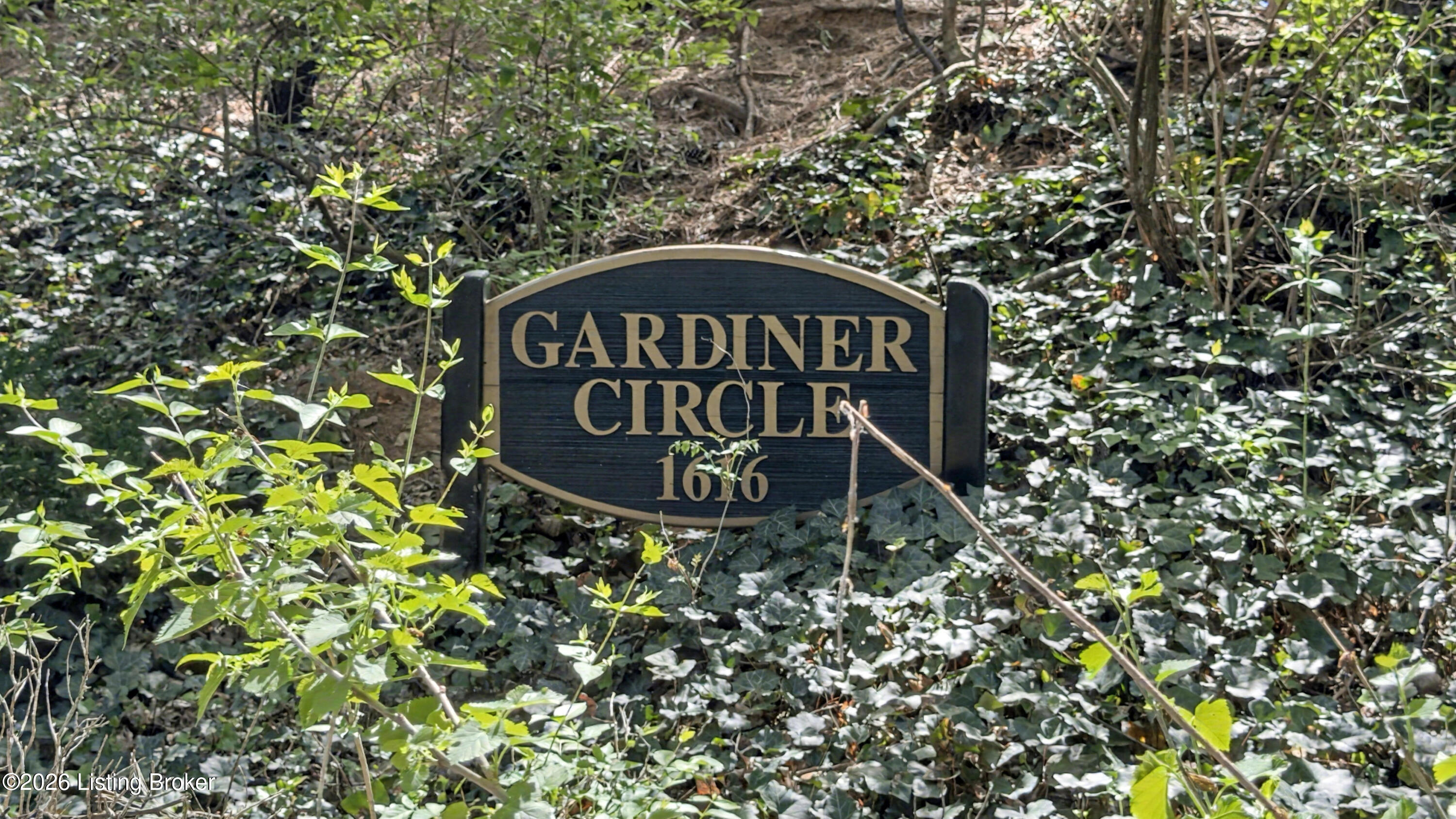 24 Gardiner Ct