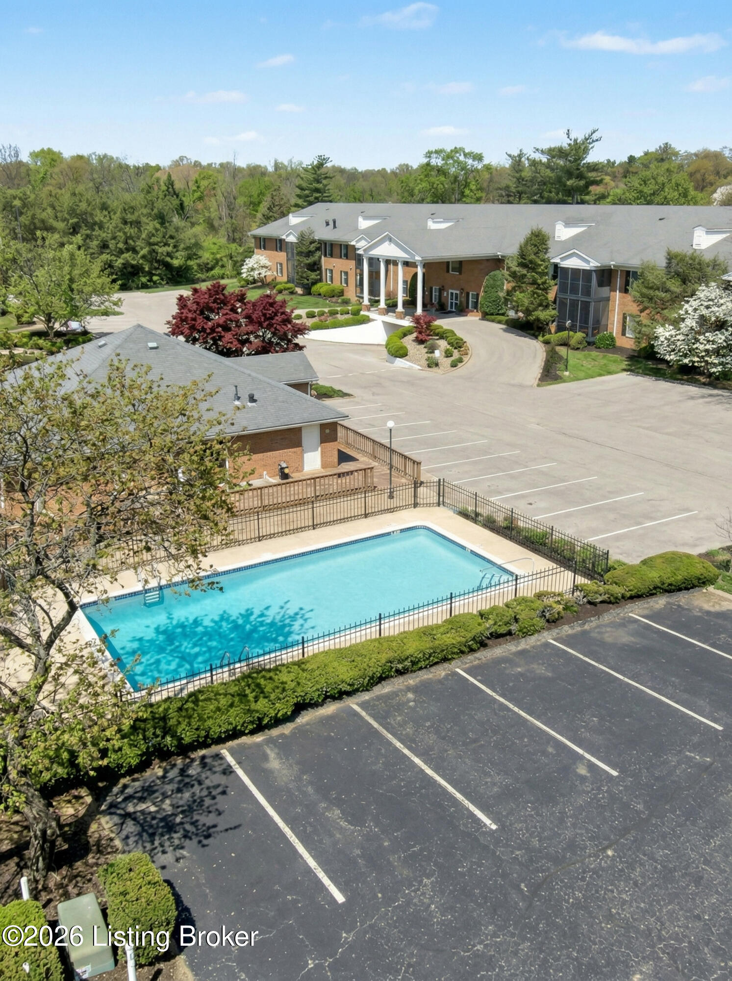 24 Gardiner Ct