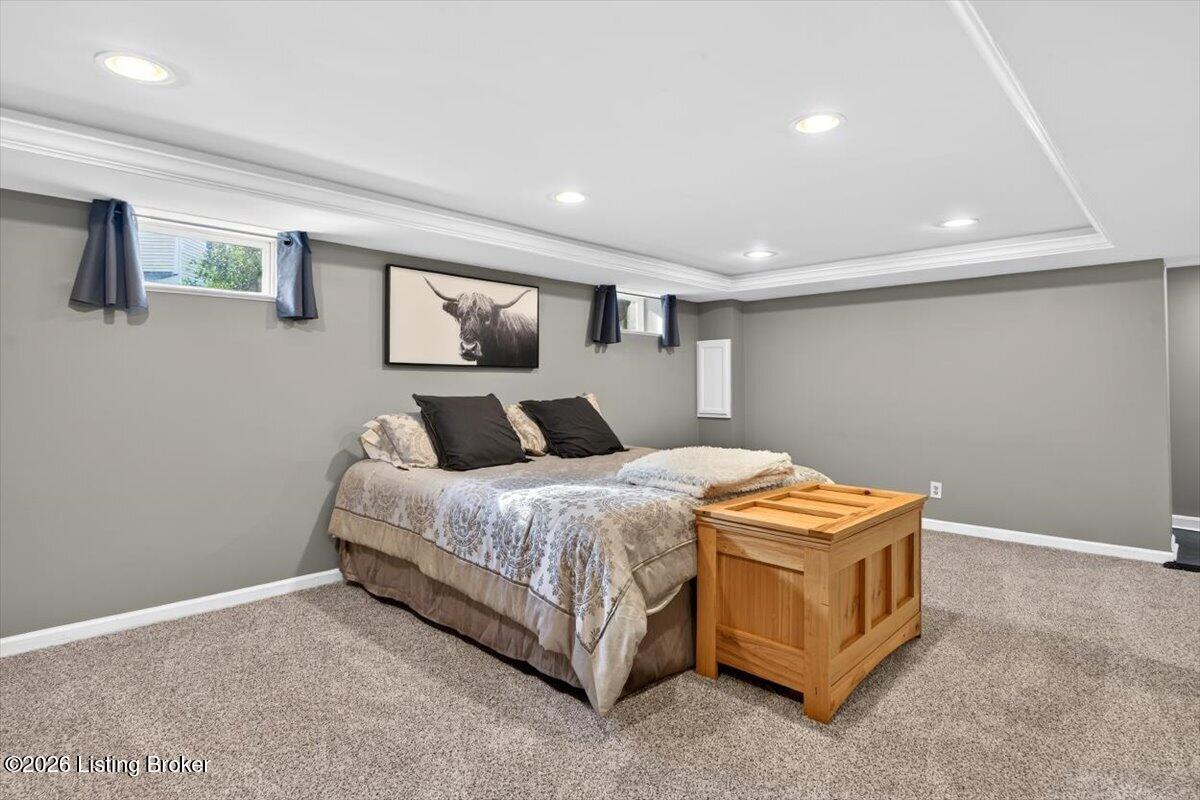 219 Norbourne Blvd