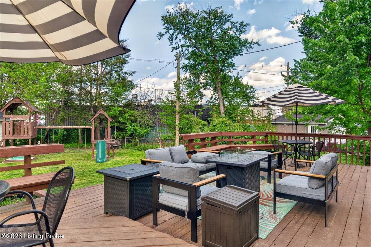 219 Norbourne Blvd