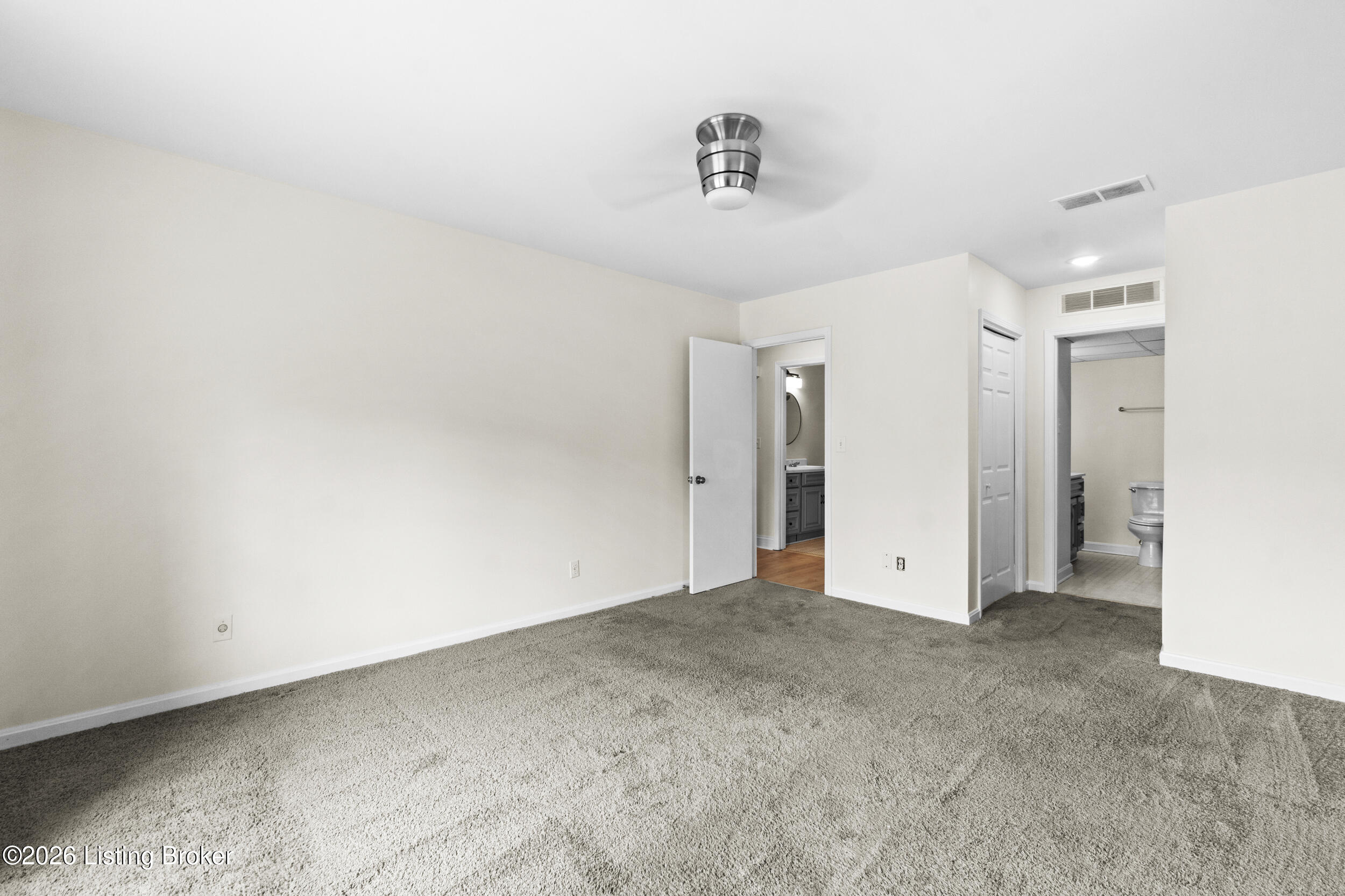 247 Stonehenge Dr 104