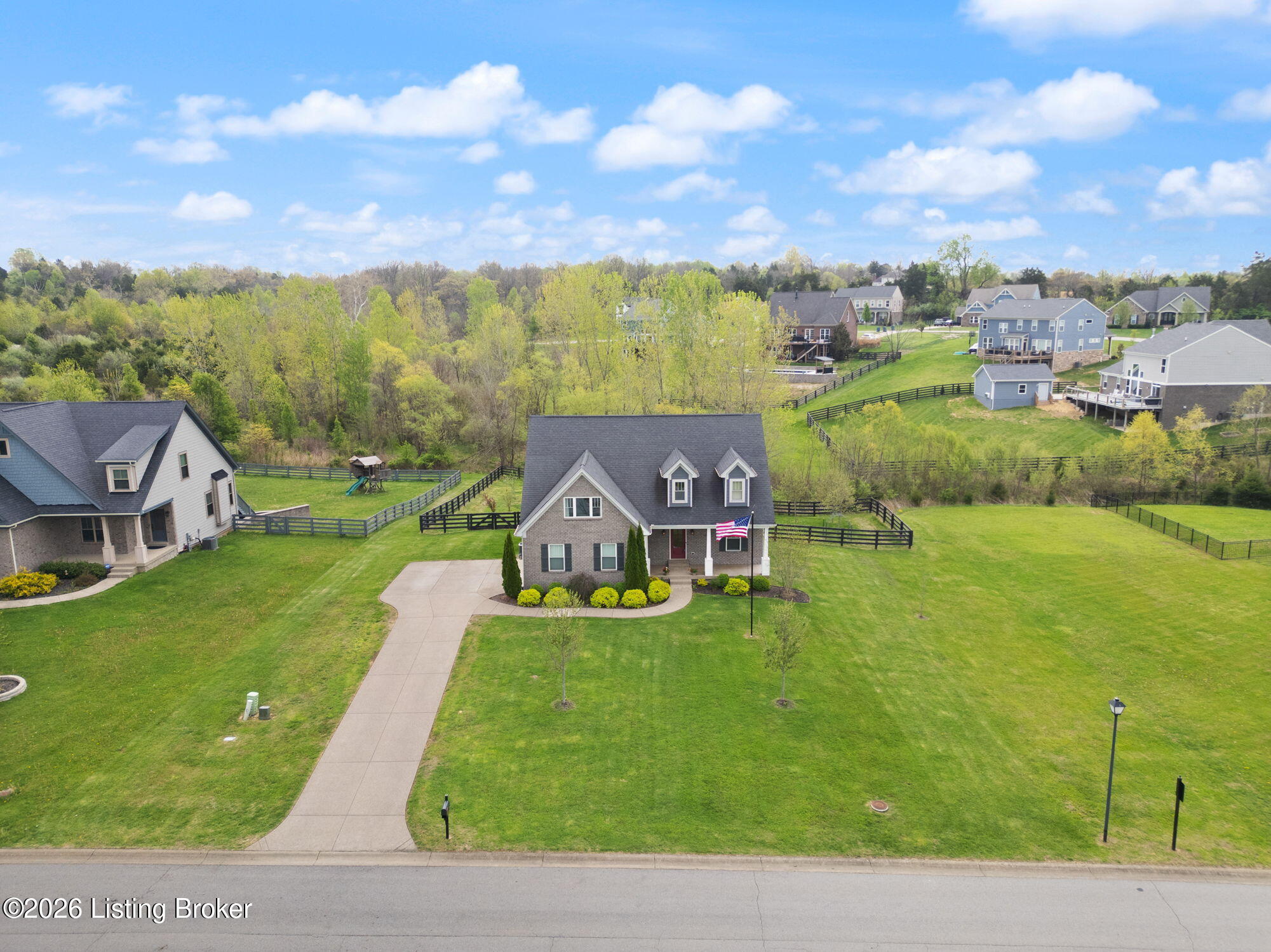 1211 Summit Parks Dr
