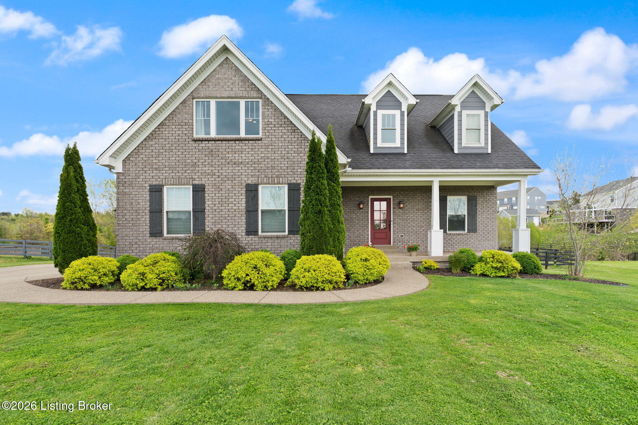 1211 Summit Parks Dr