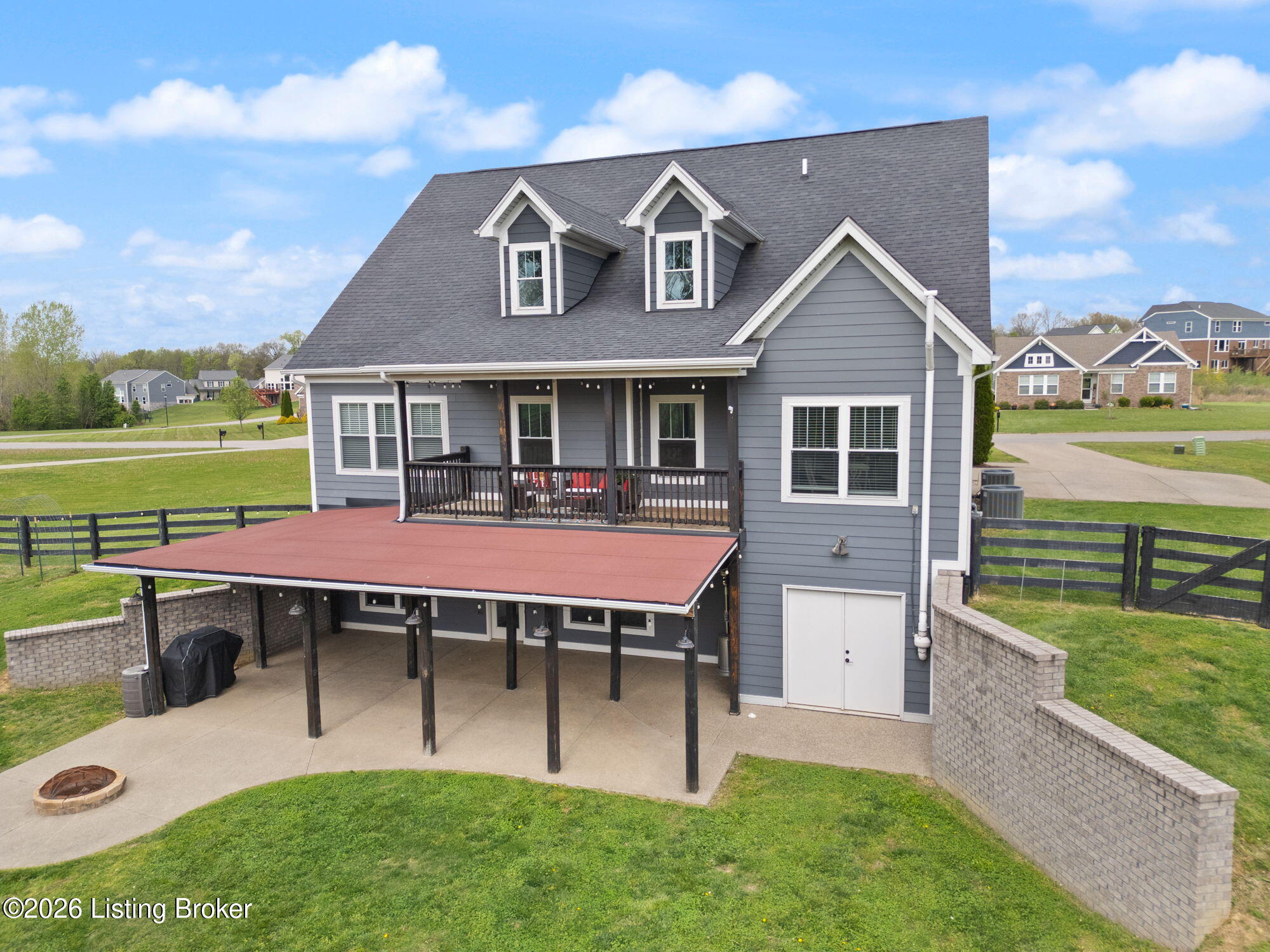 1211 Summit Parks Dr