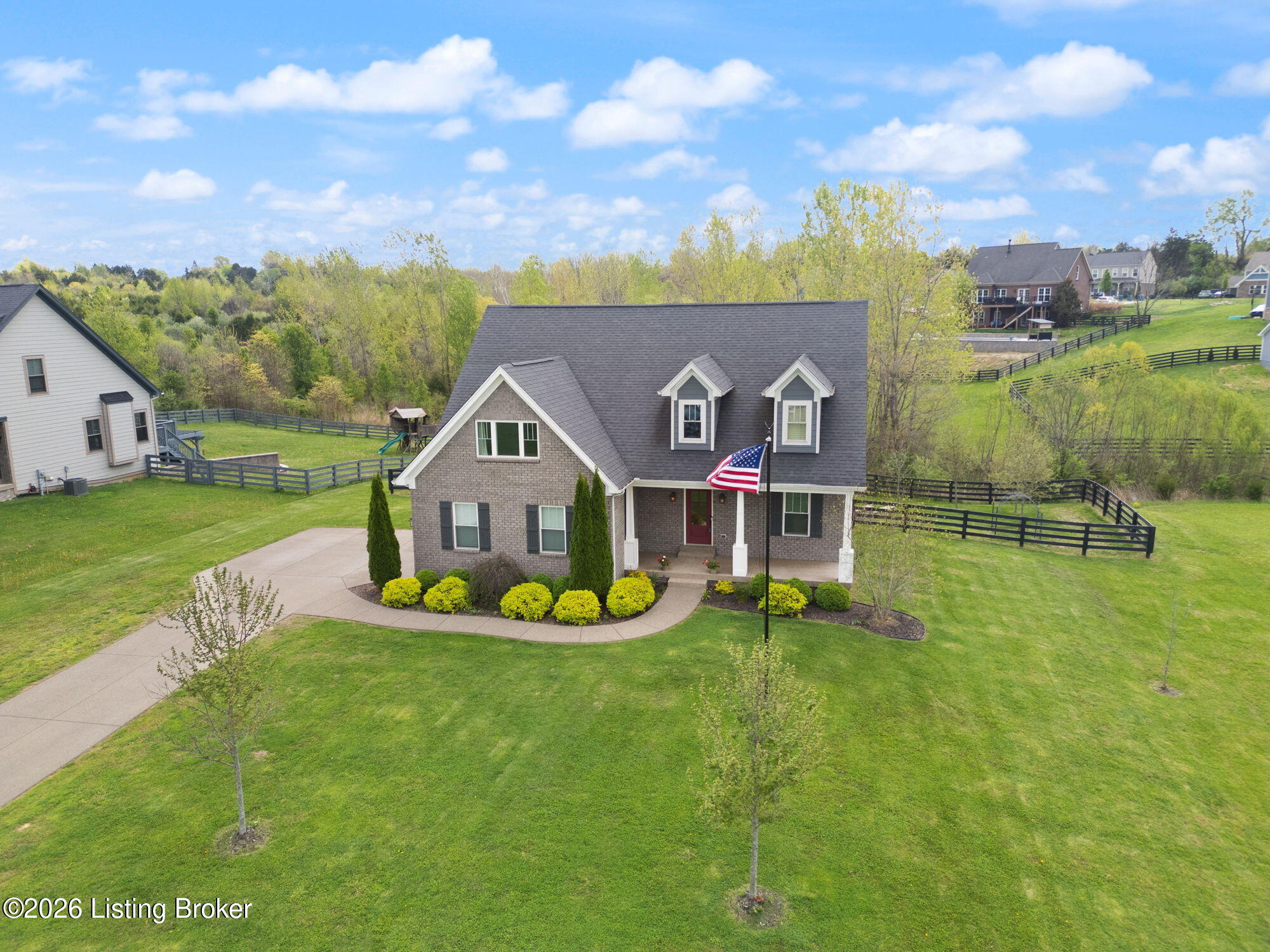 1211 Summit Parks Dr