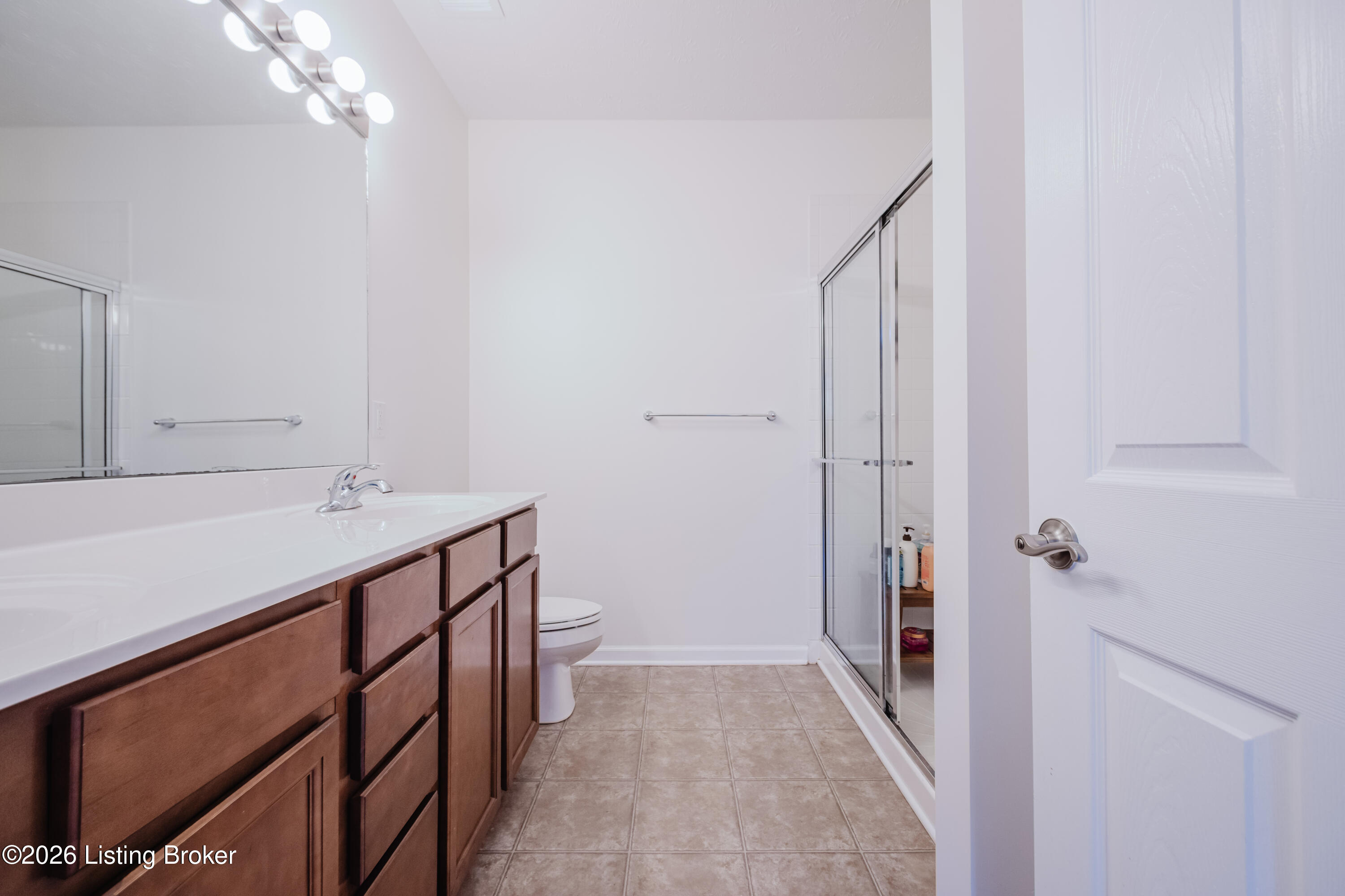 2601 Bradford Commons Dr 203