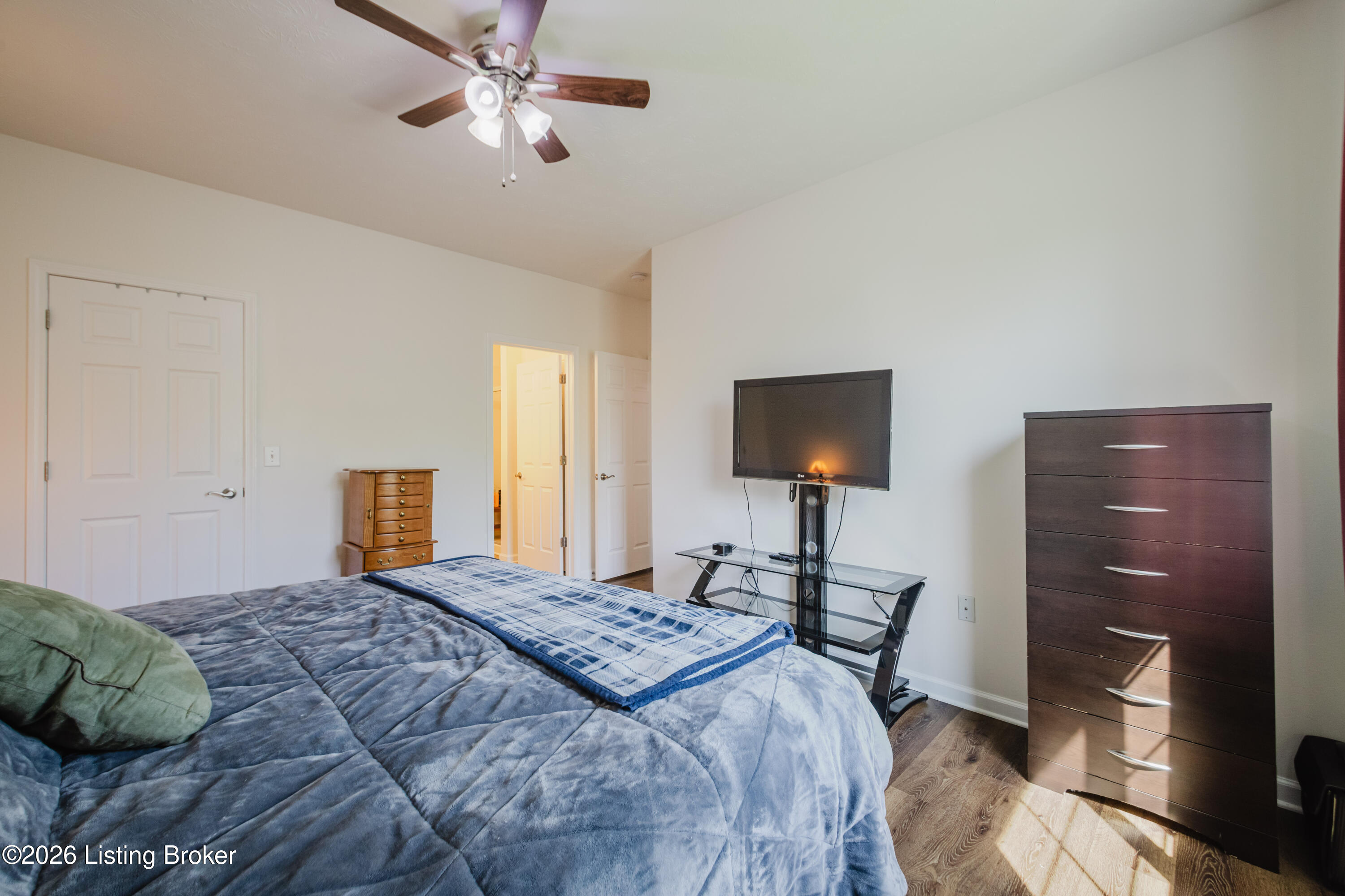 2601 Bradford Commons Dr 203