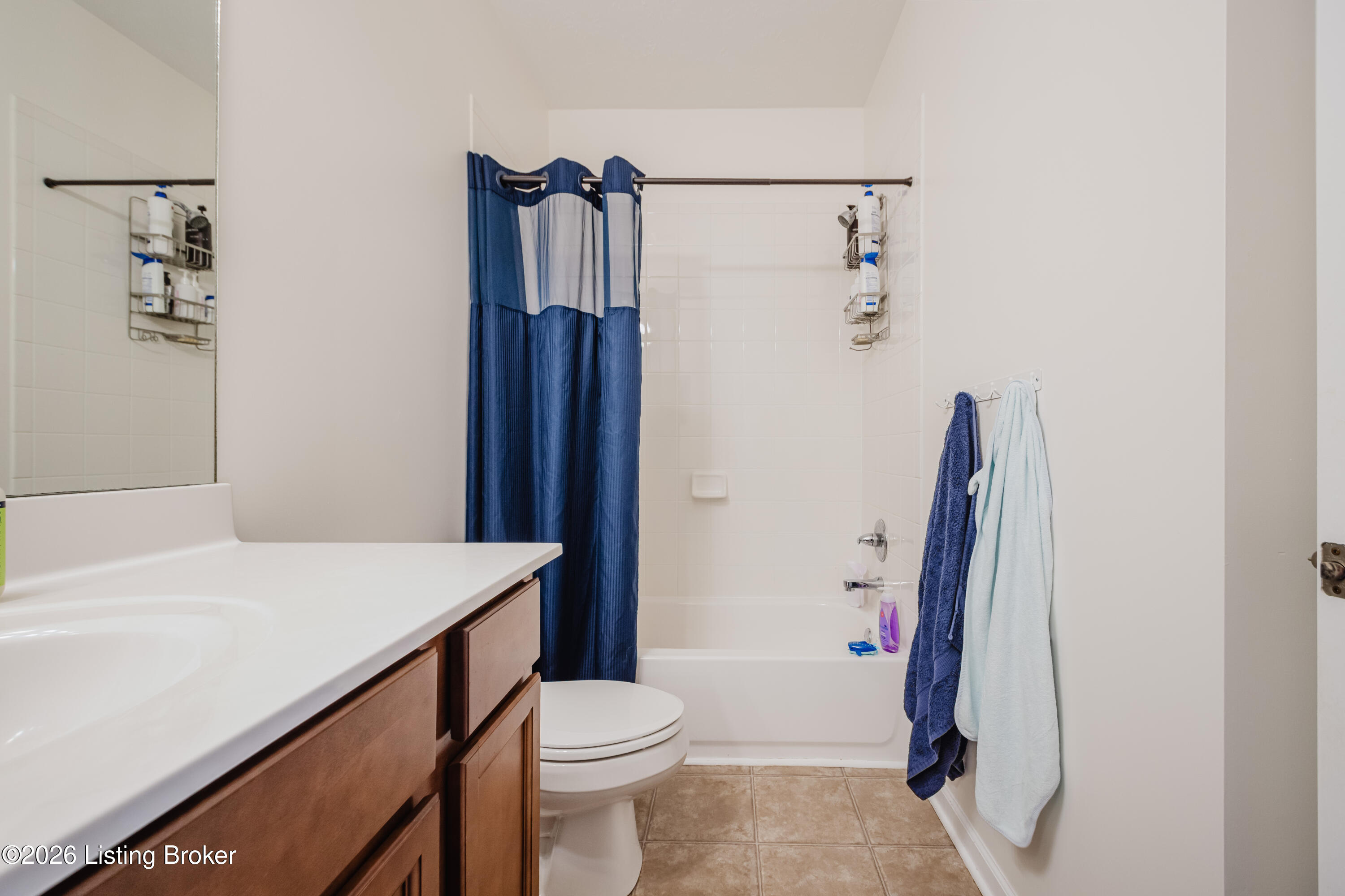 2601 Bradford Commons Dr 203