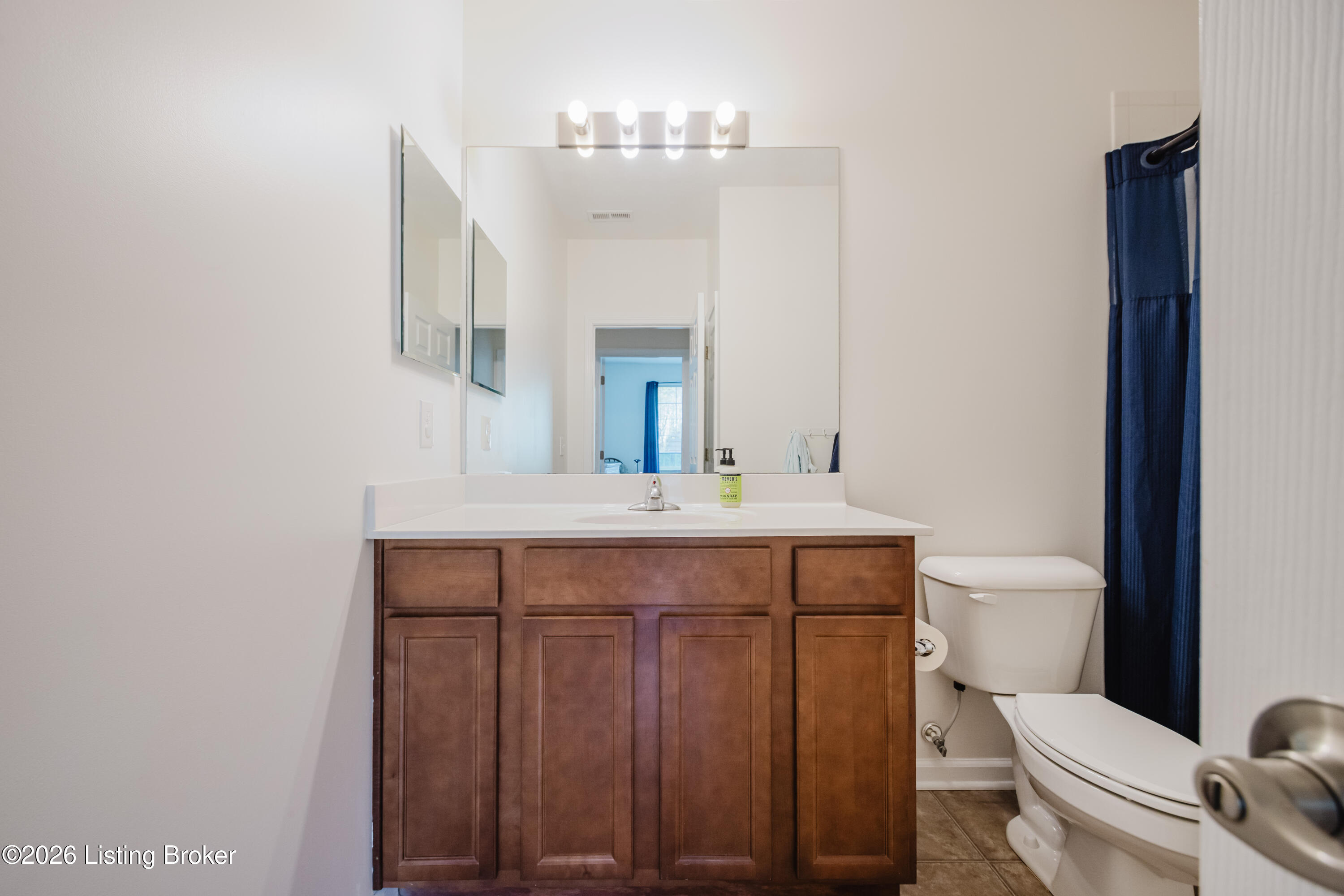 2601 Bradford Commons Dr 203