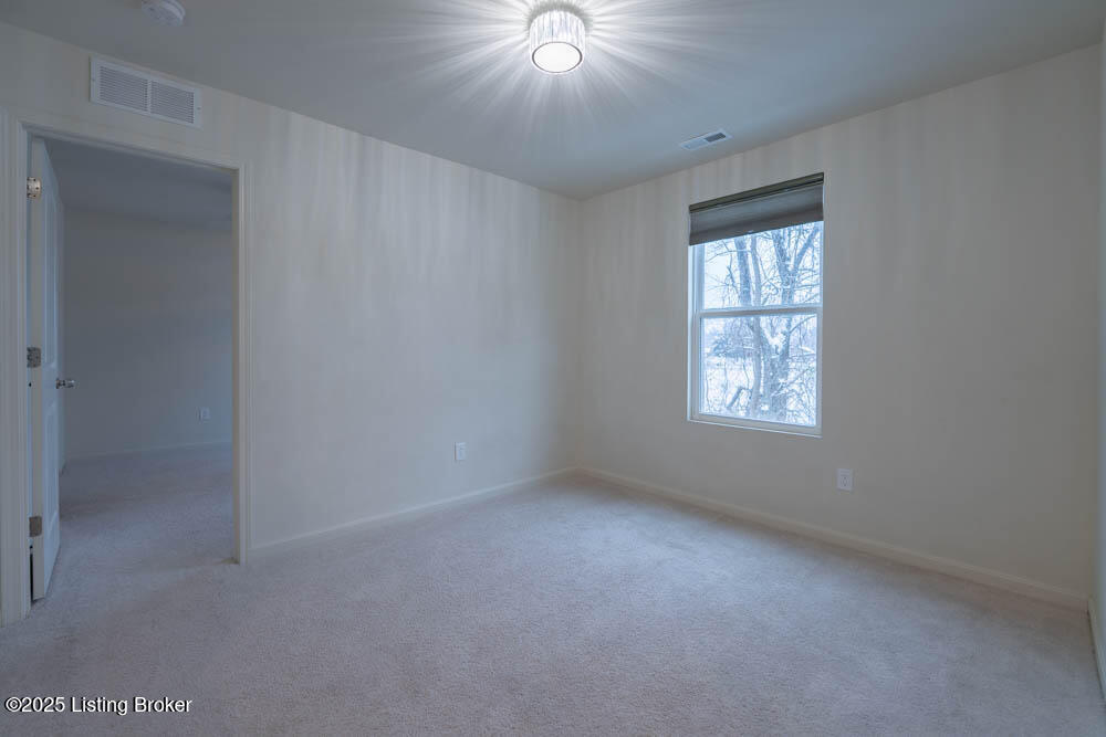 4391 Coppice Trail
