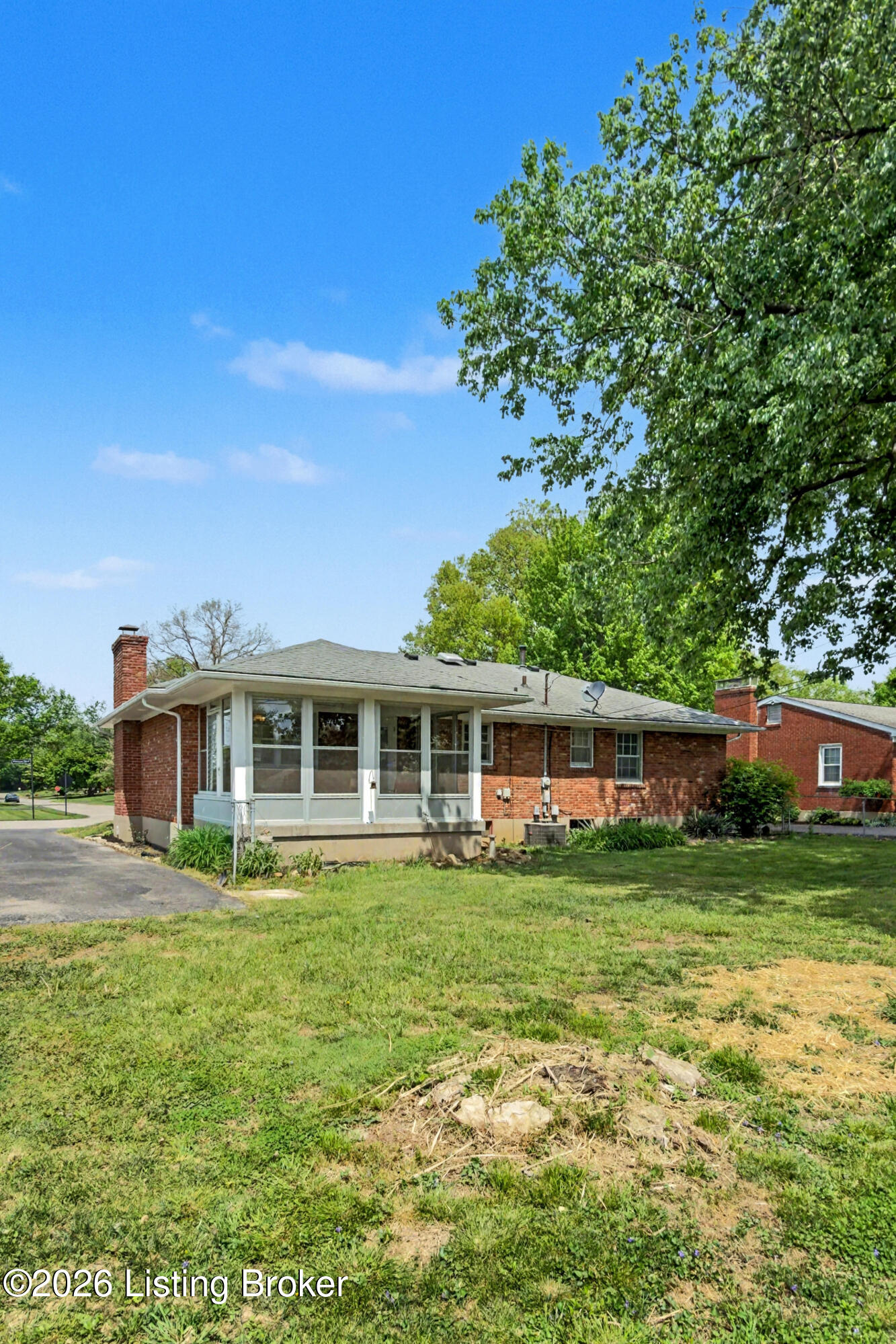 7006 Dartmoor Dr