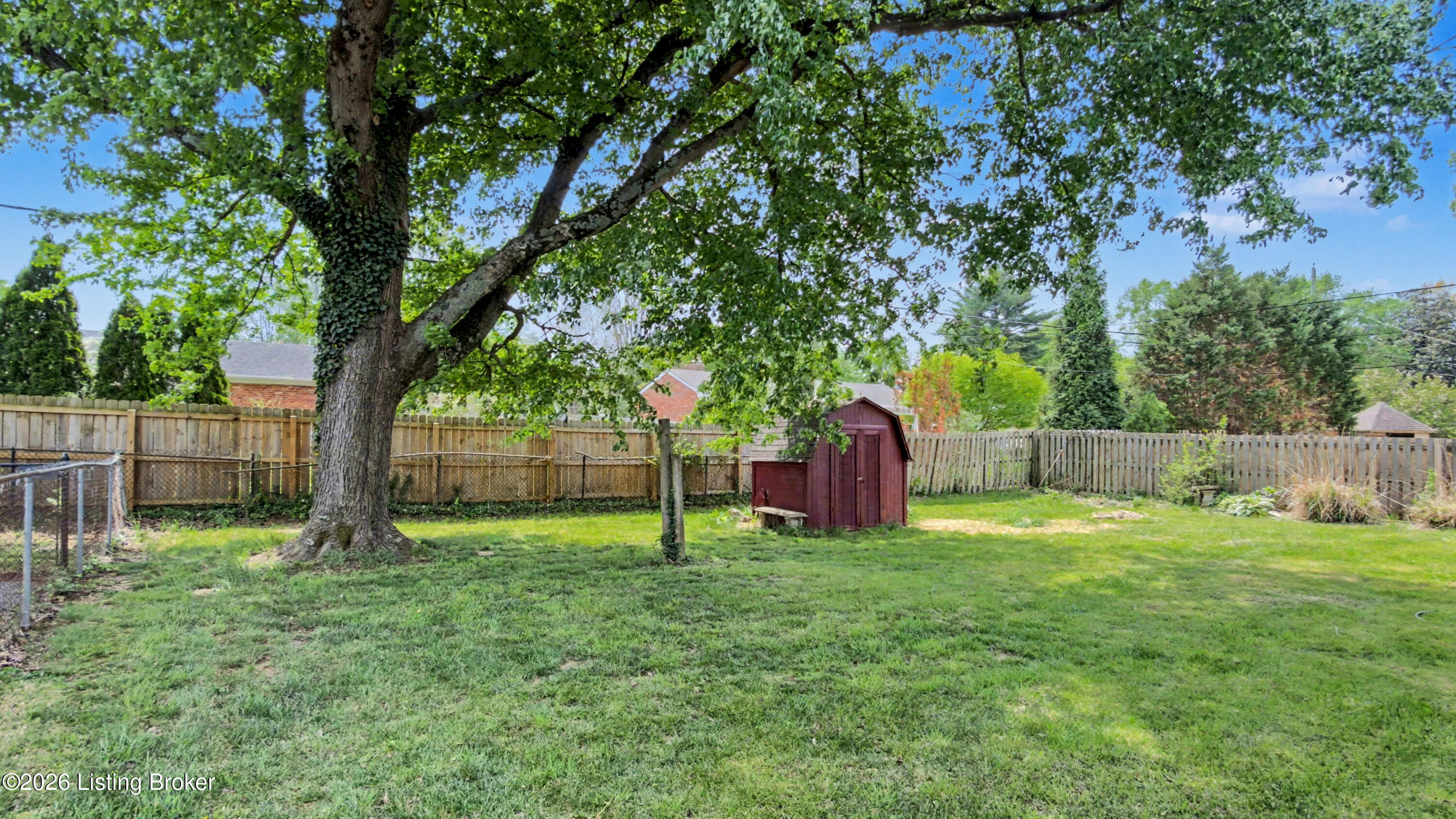 7006 Dartmoor Dr
