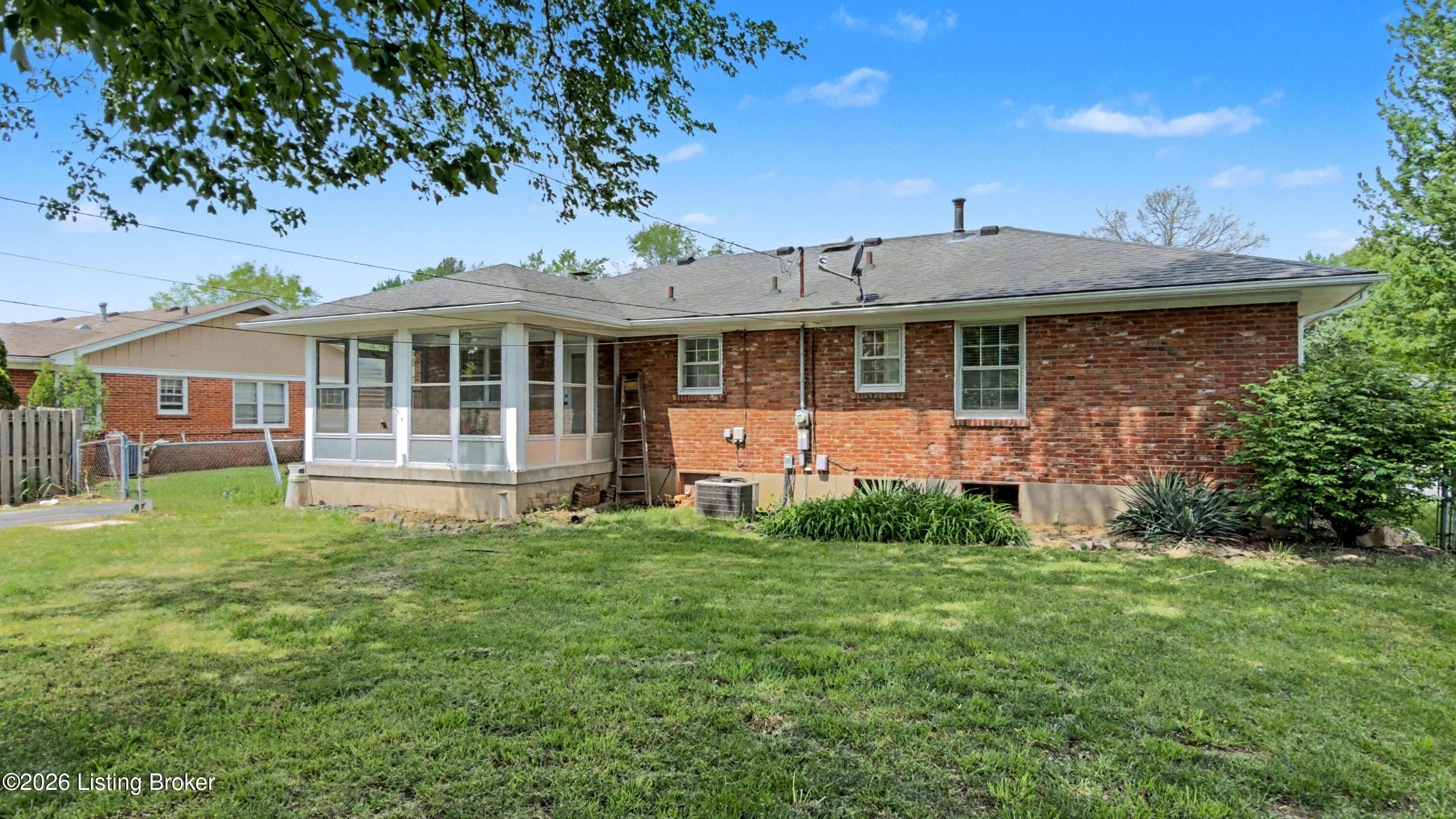 7006 Dartmoor Dr