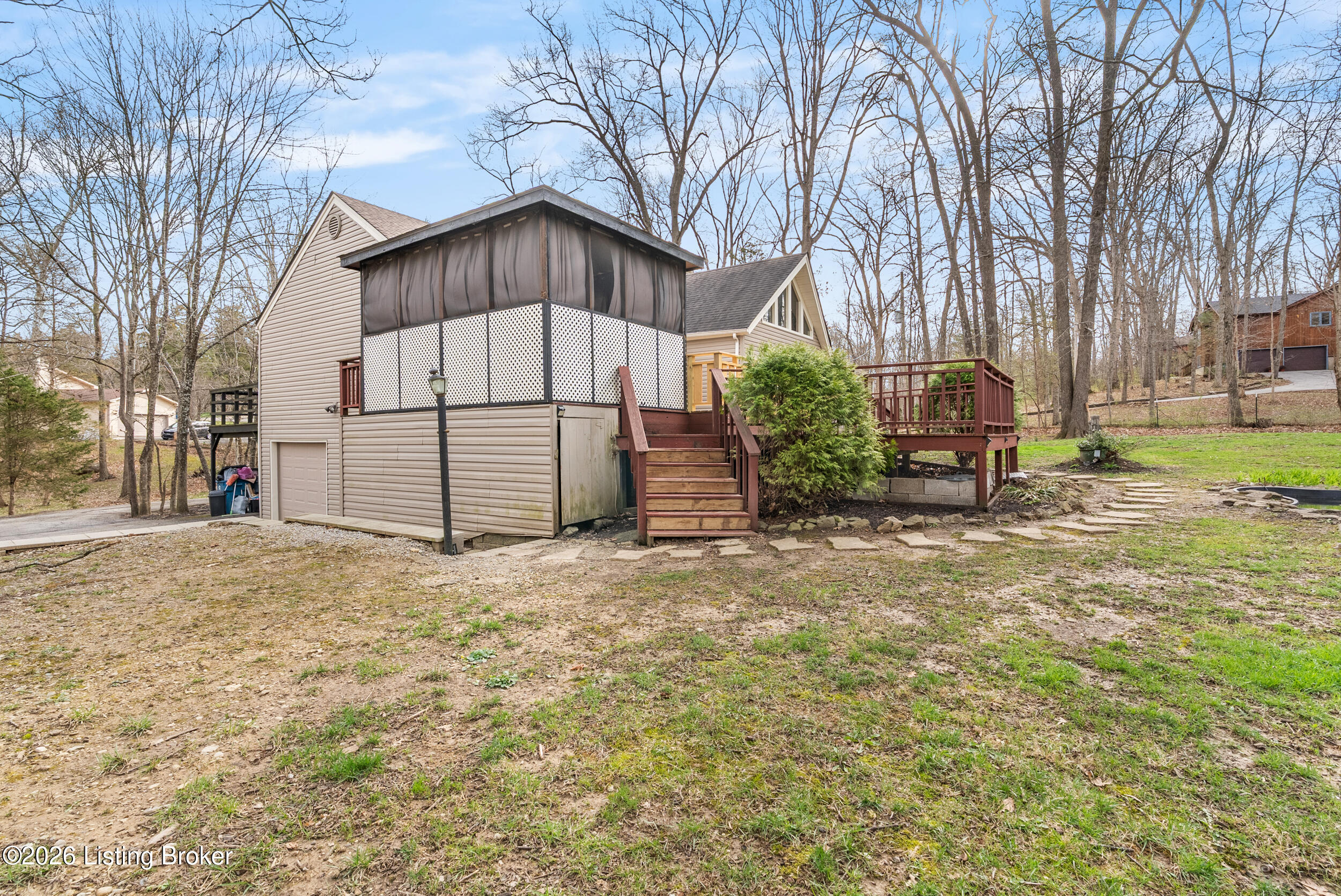 3004 Haney Dr