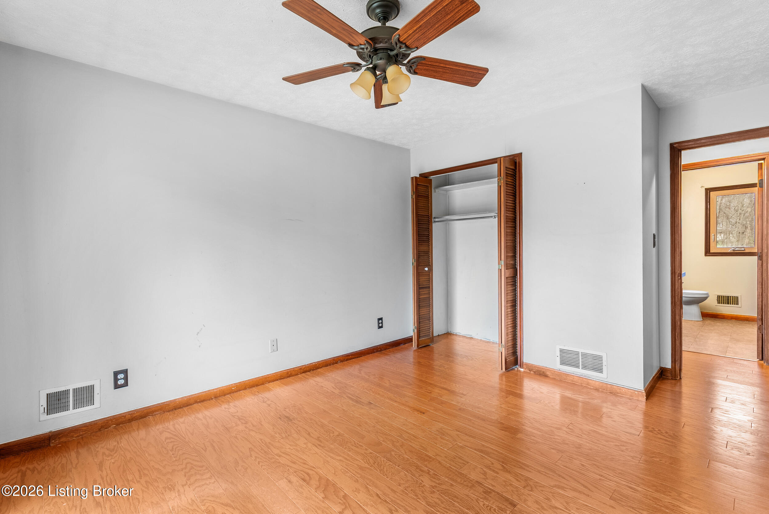 3004 Haney Dr