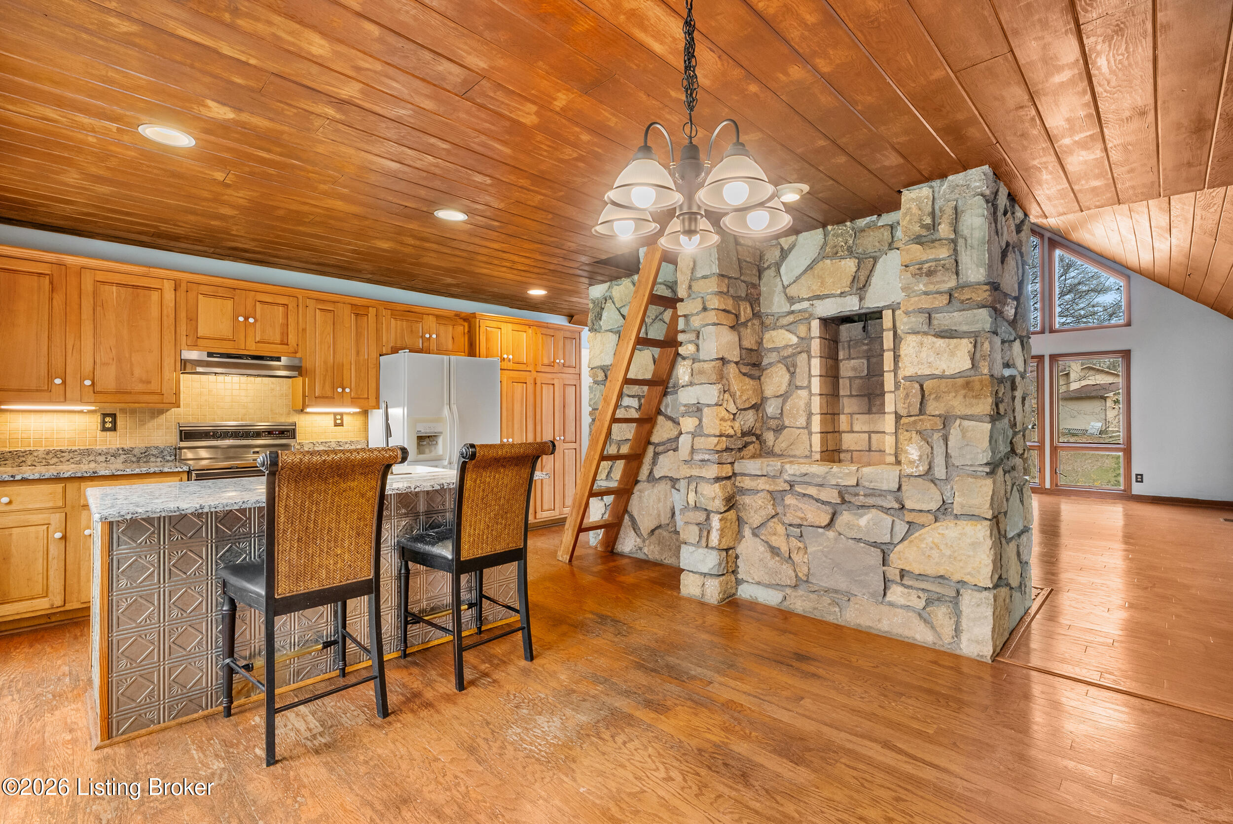 3004 Haney Dr