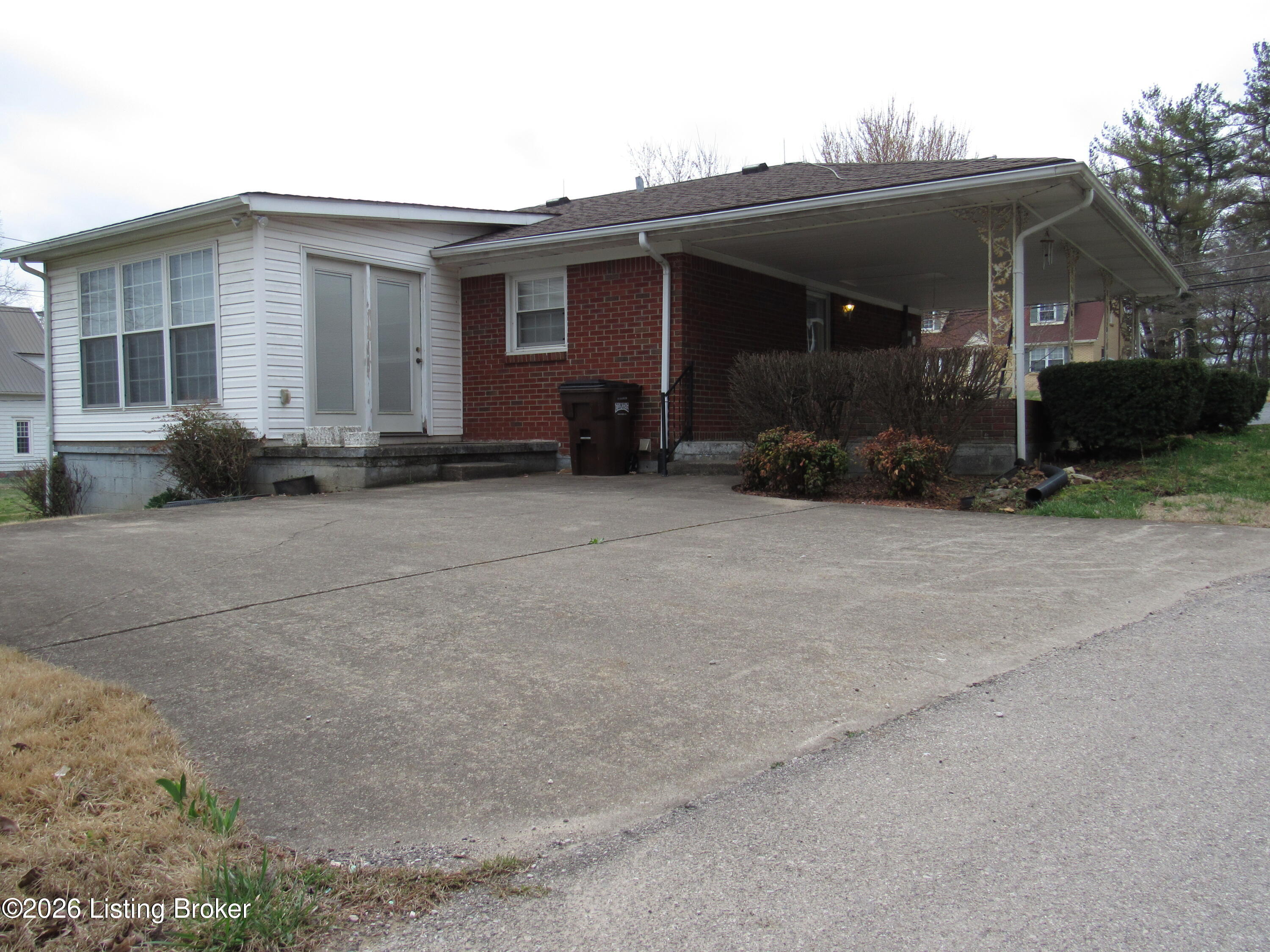 316 N Walnut St