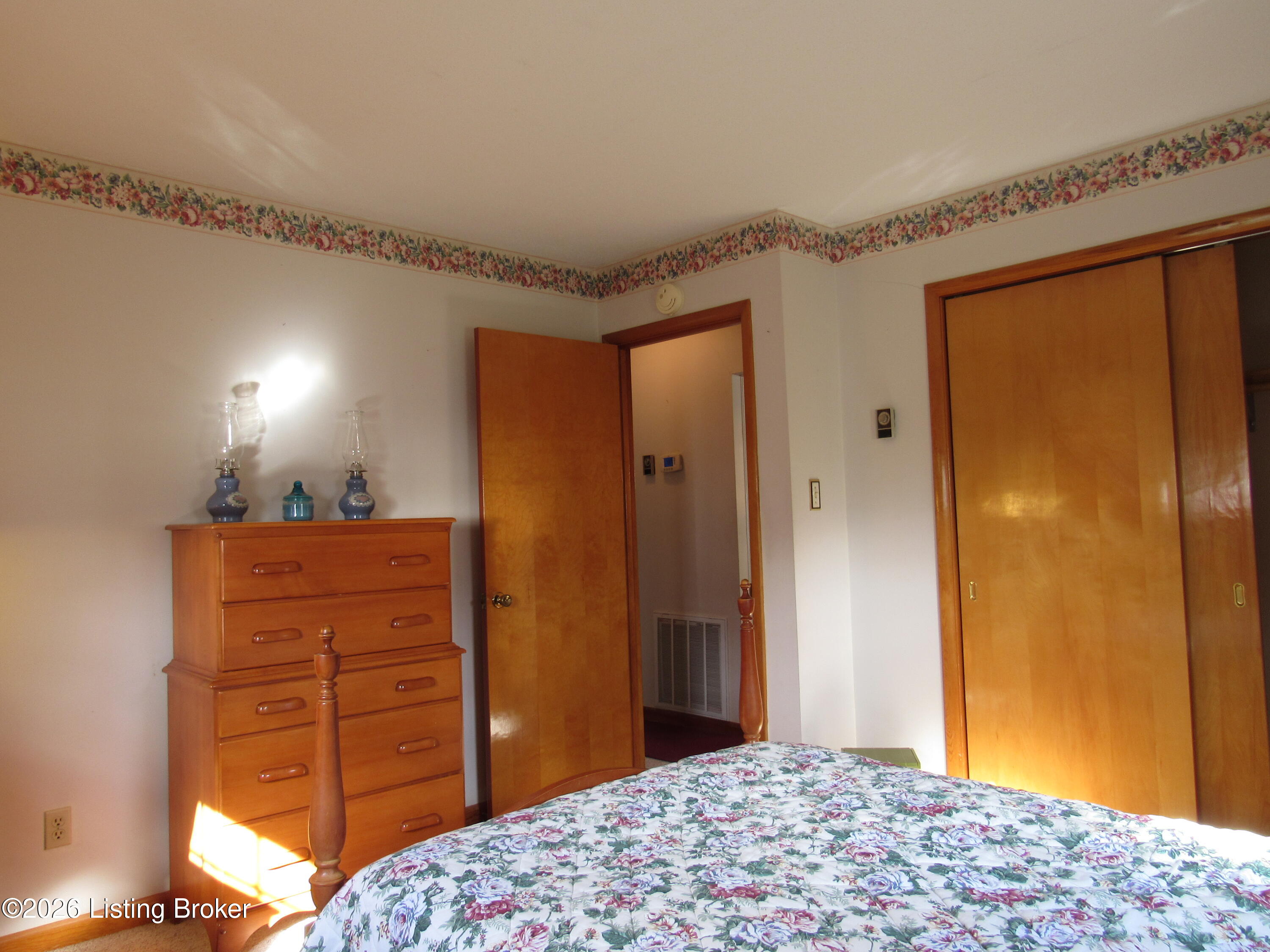 316 N Walnut St
