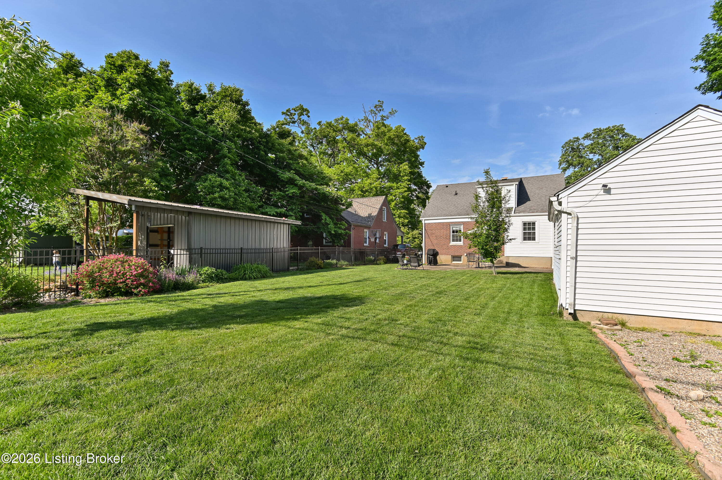 432 Bauer Ave