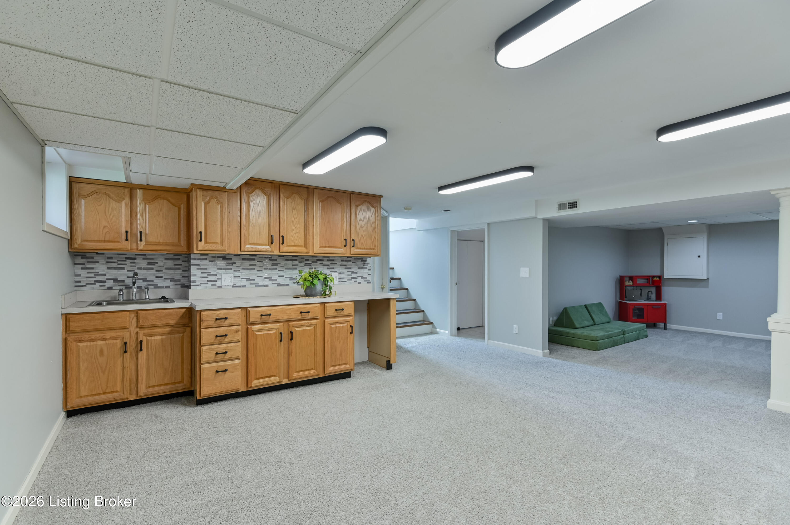 432 Bauer Ave