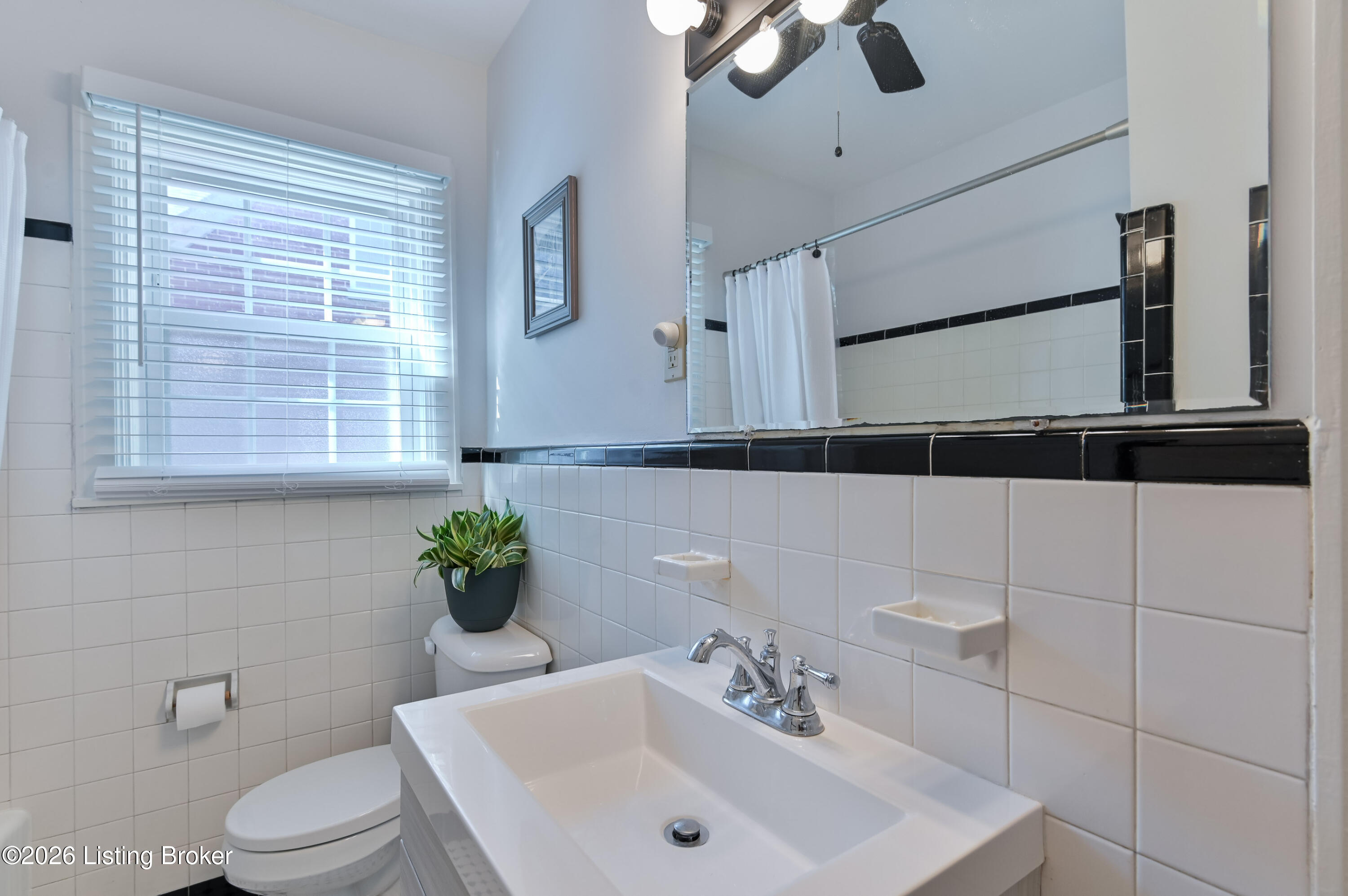 432 Bauer Ave