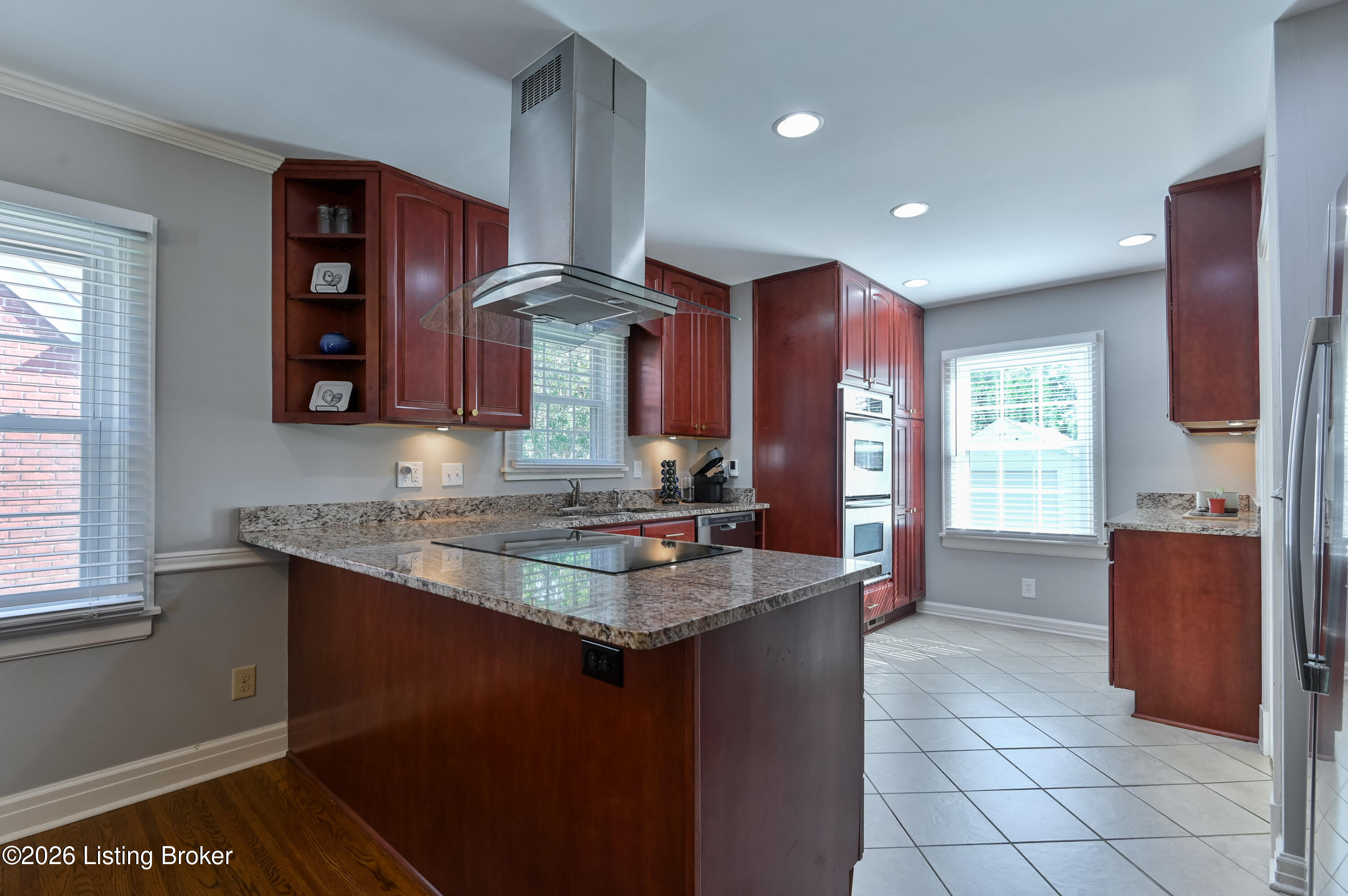 432 Bauer Ave
