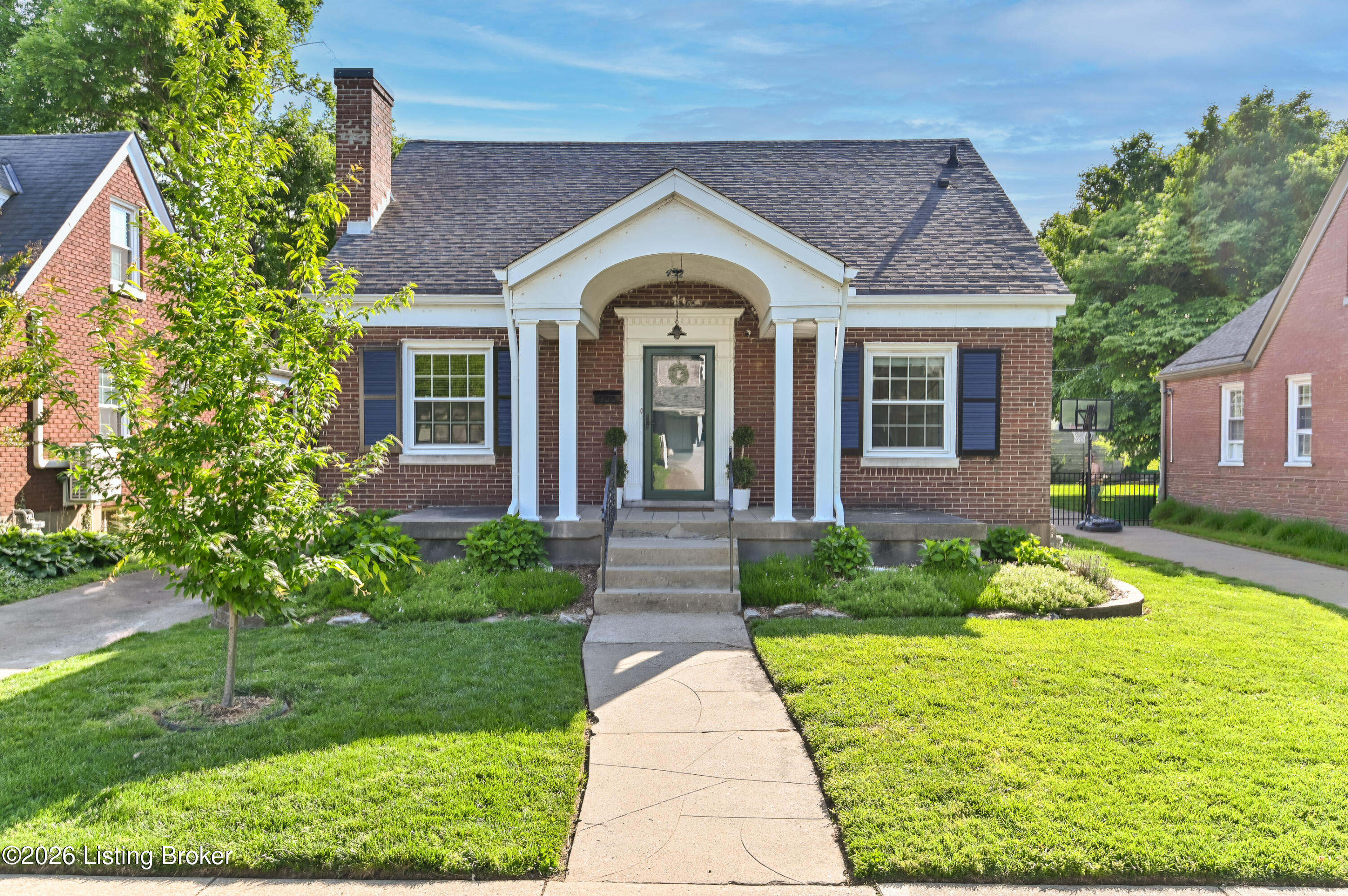 432 Bauer Ave