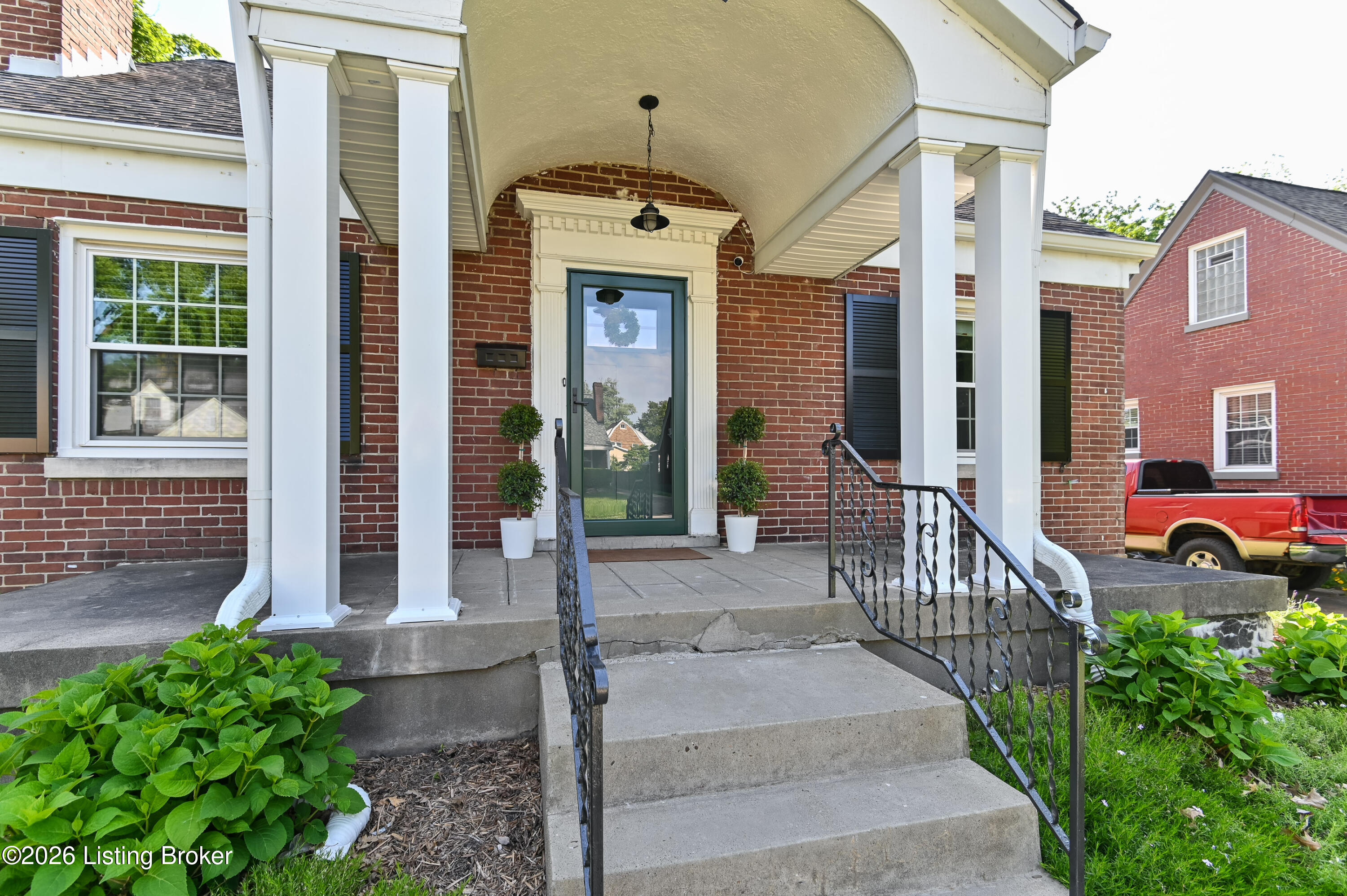 432 Bauer Ave