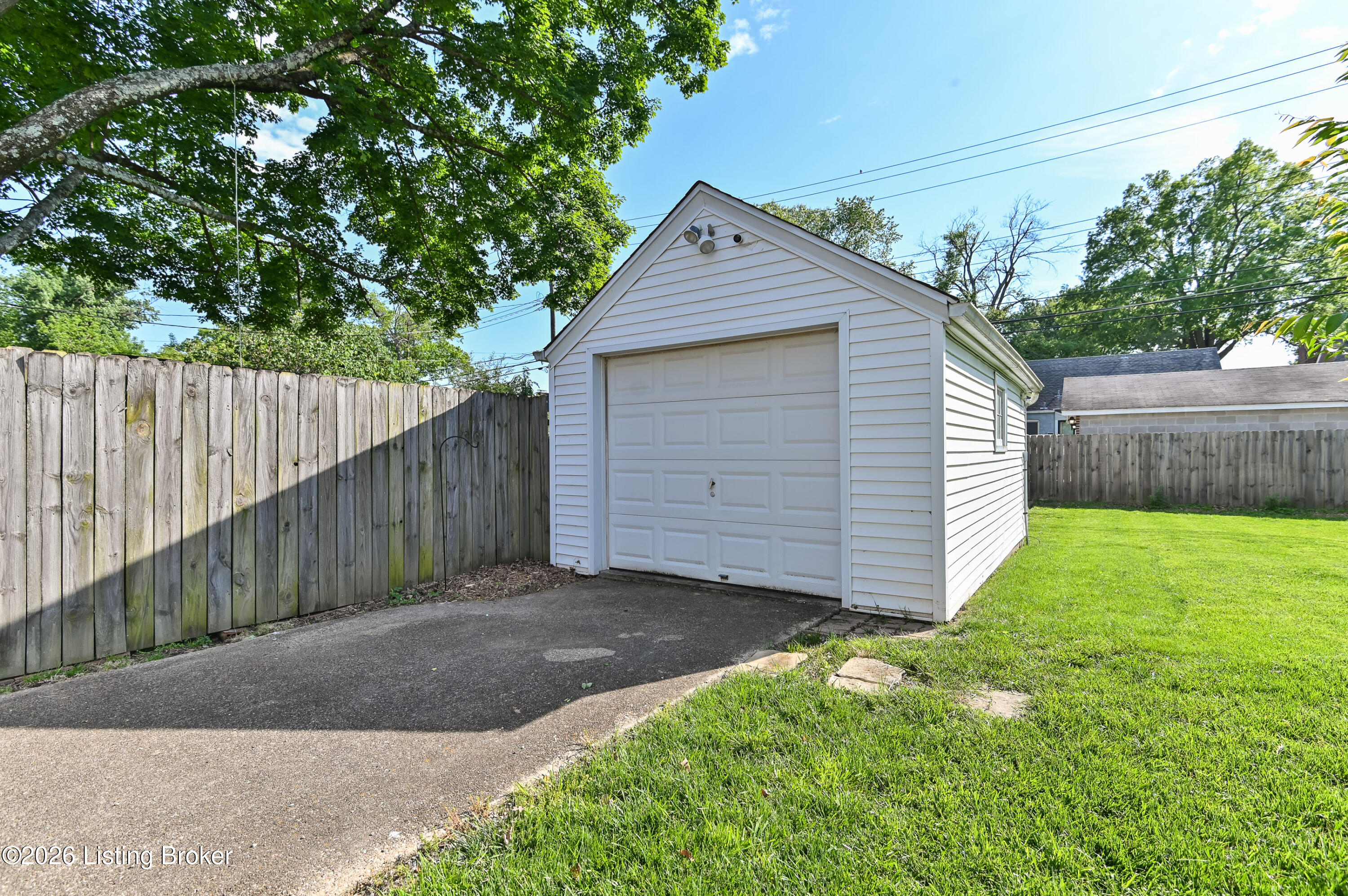 432 Bauer Ave