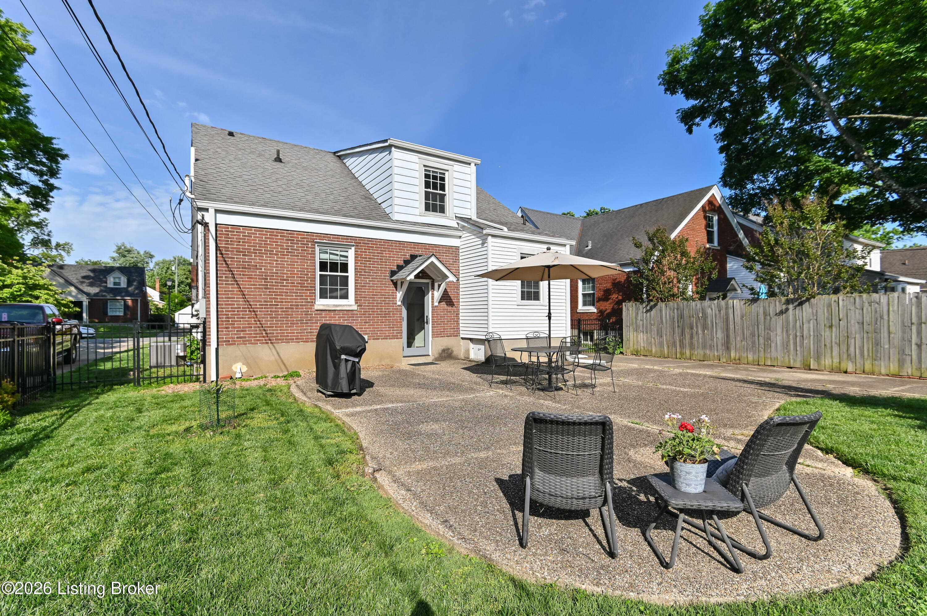 432 Bauer Ave