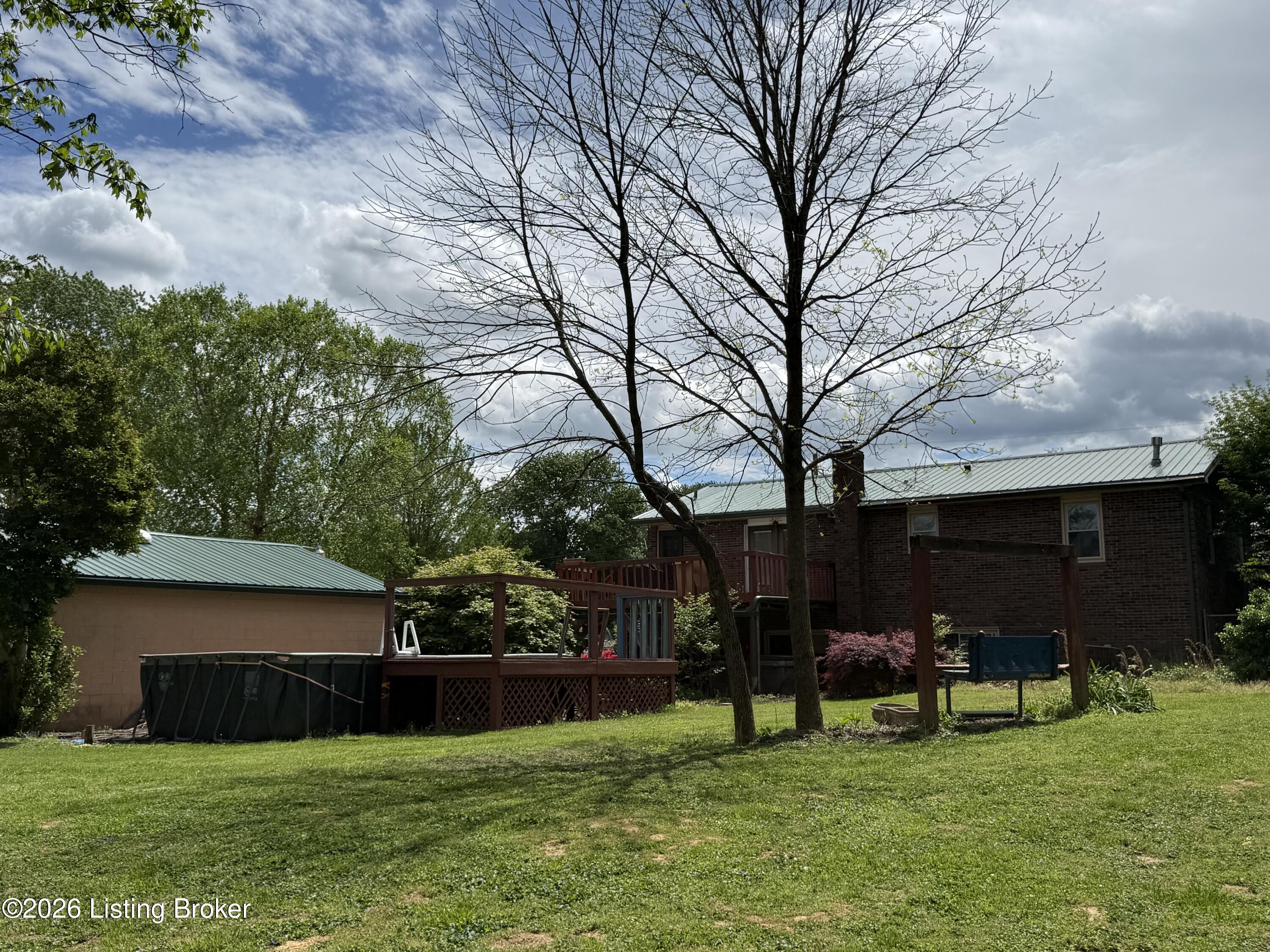 5713 Renada Dr