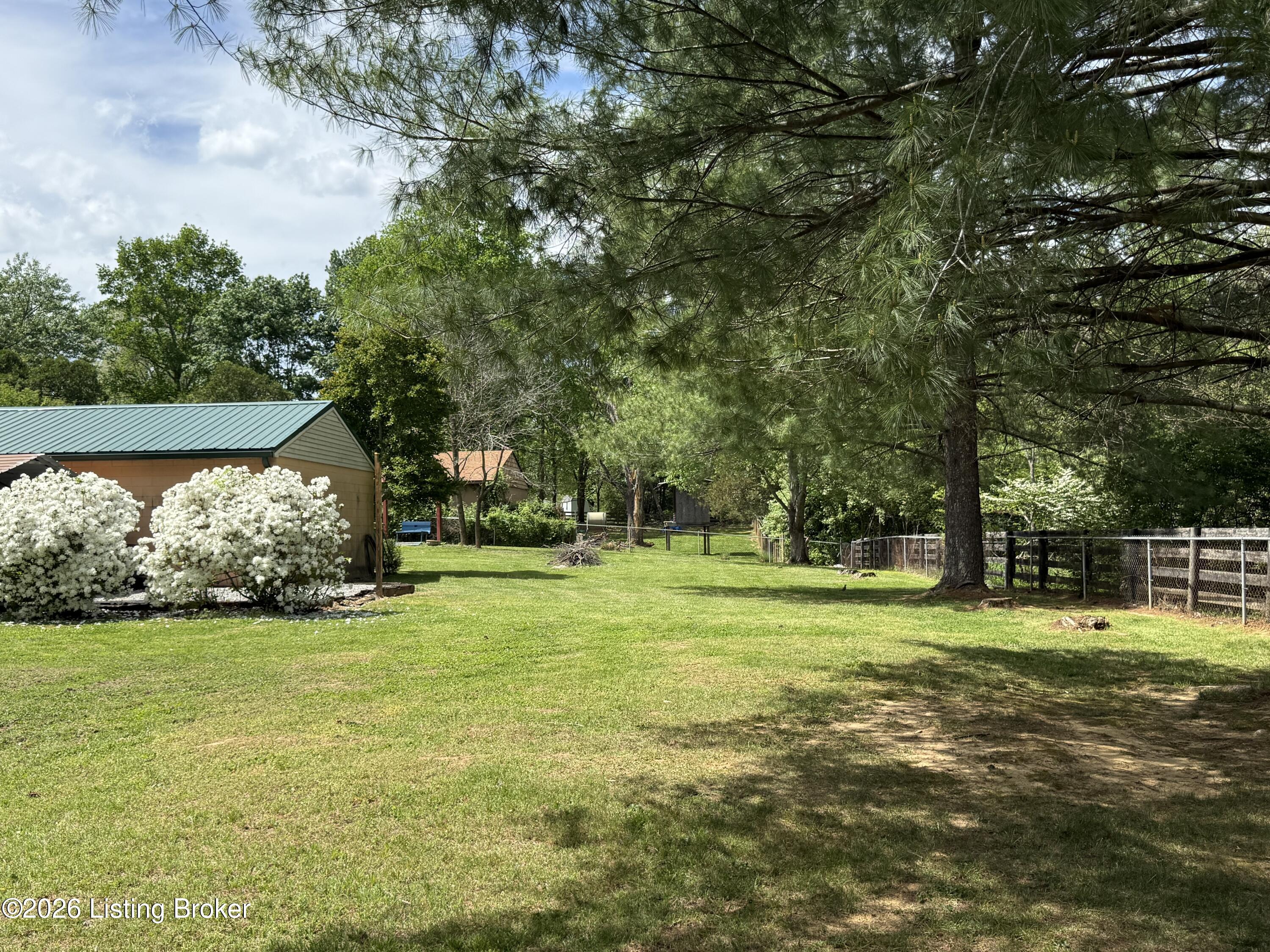 5713 Renada Dr
