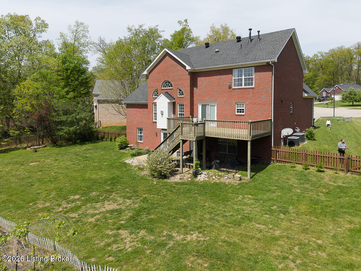 2109 OAKFORD Ct