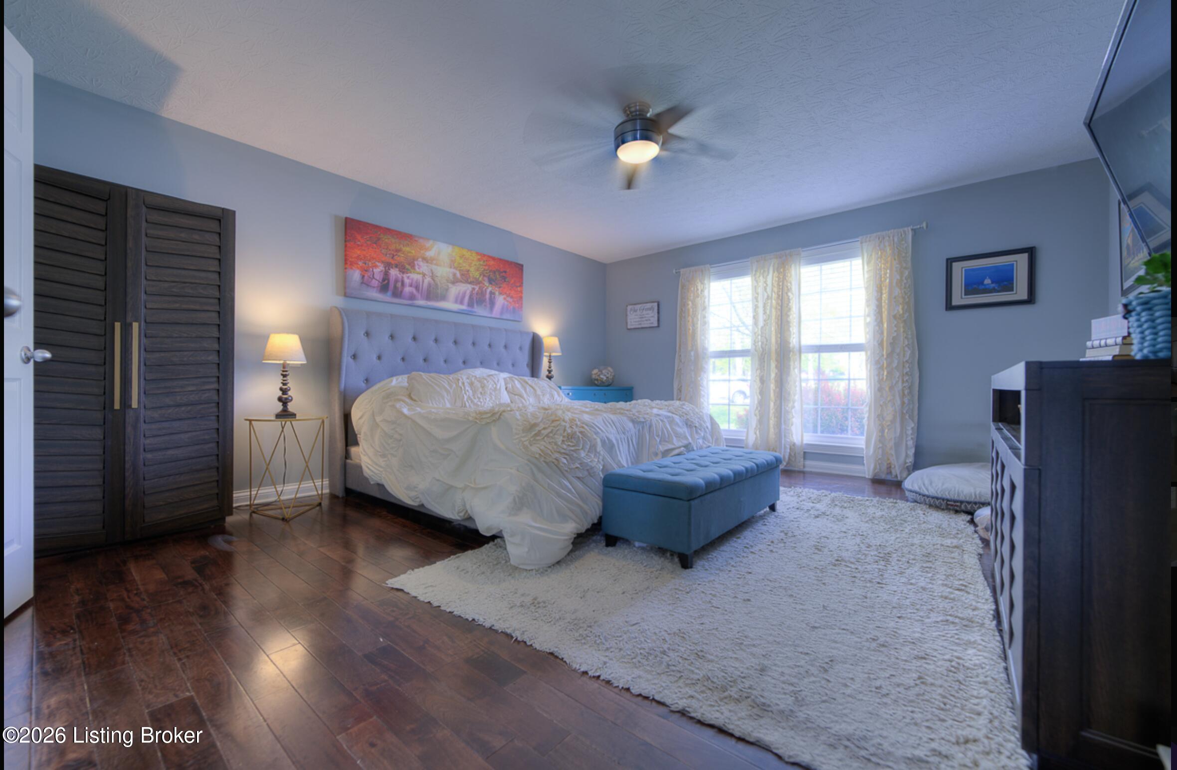 2109 OAKFORD Ct