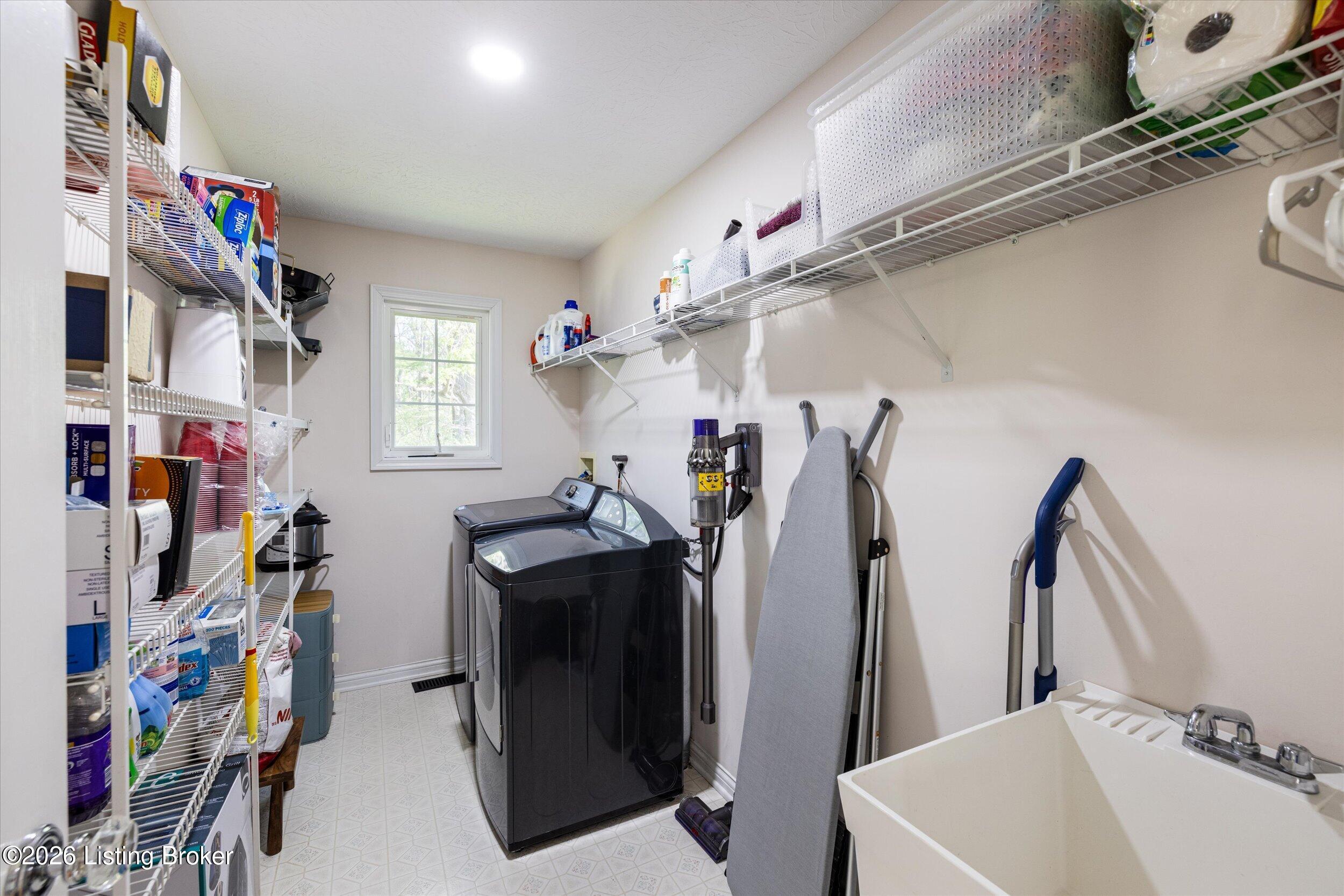170 Hidden Valley Dr