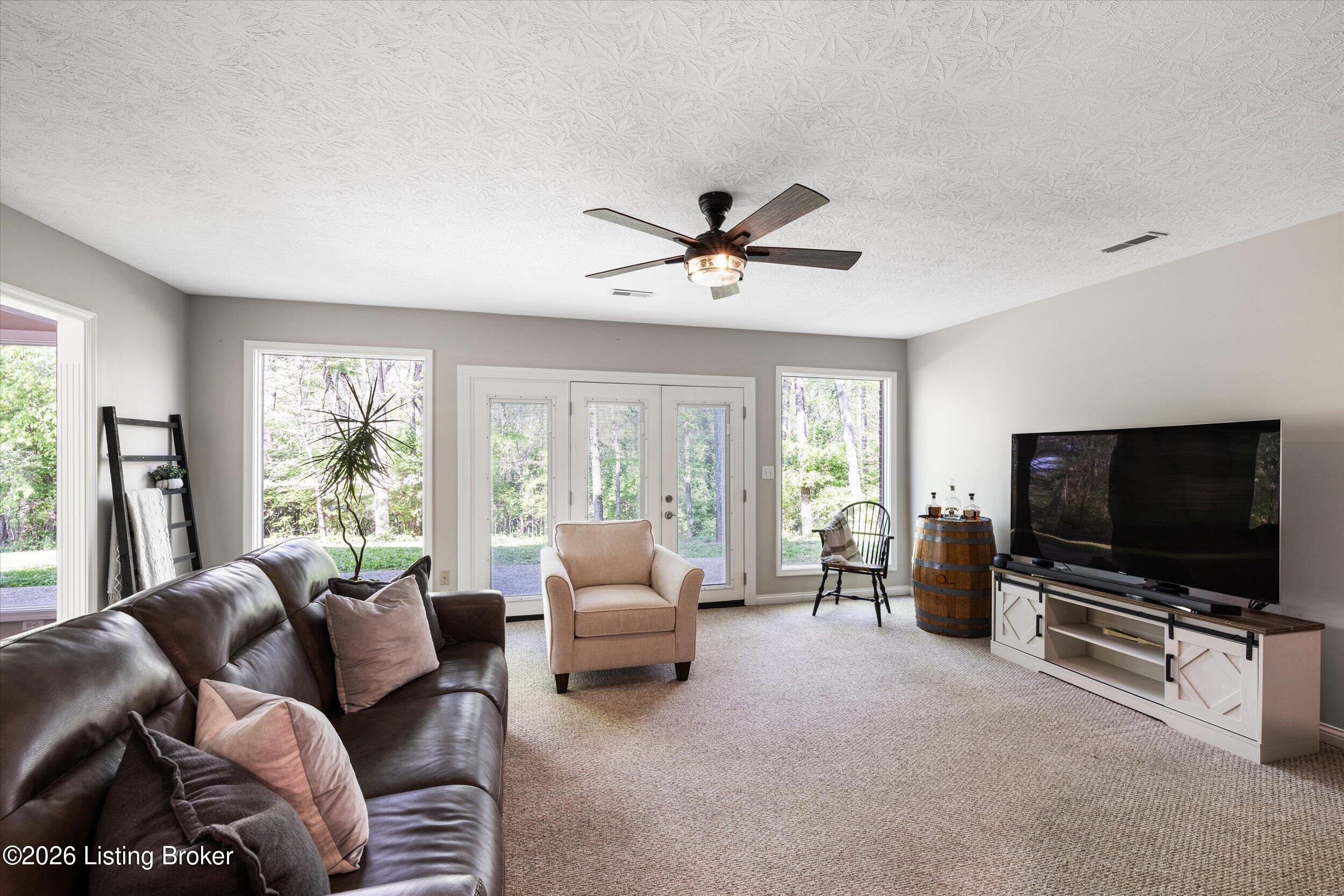 170 Hidden Valley Dr