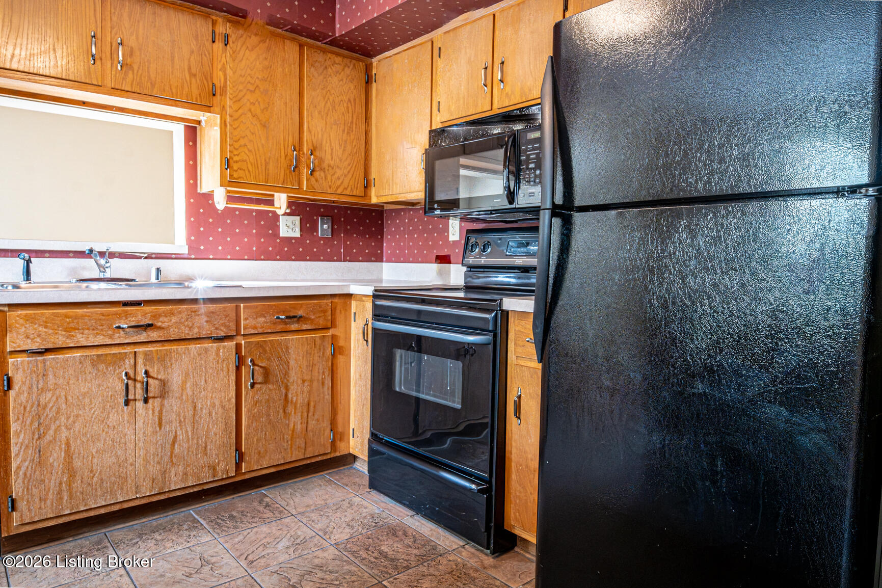 614 Ledgeview Park Dr