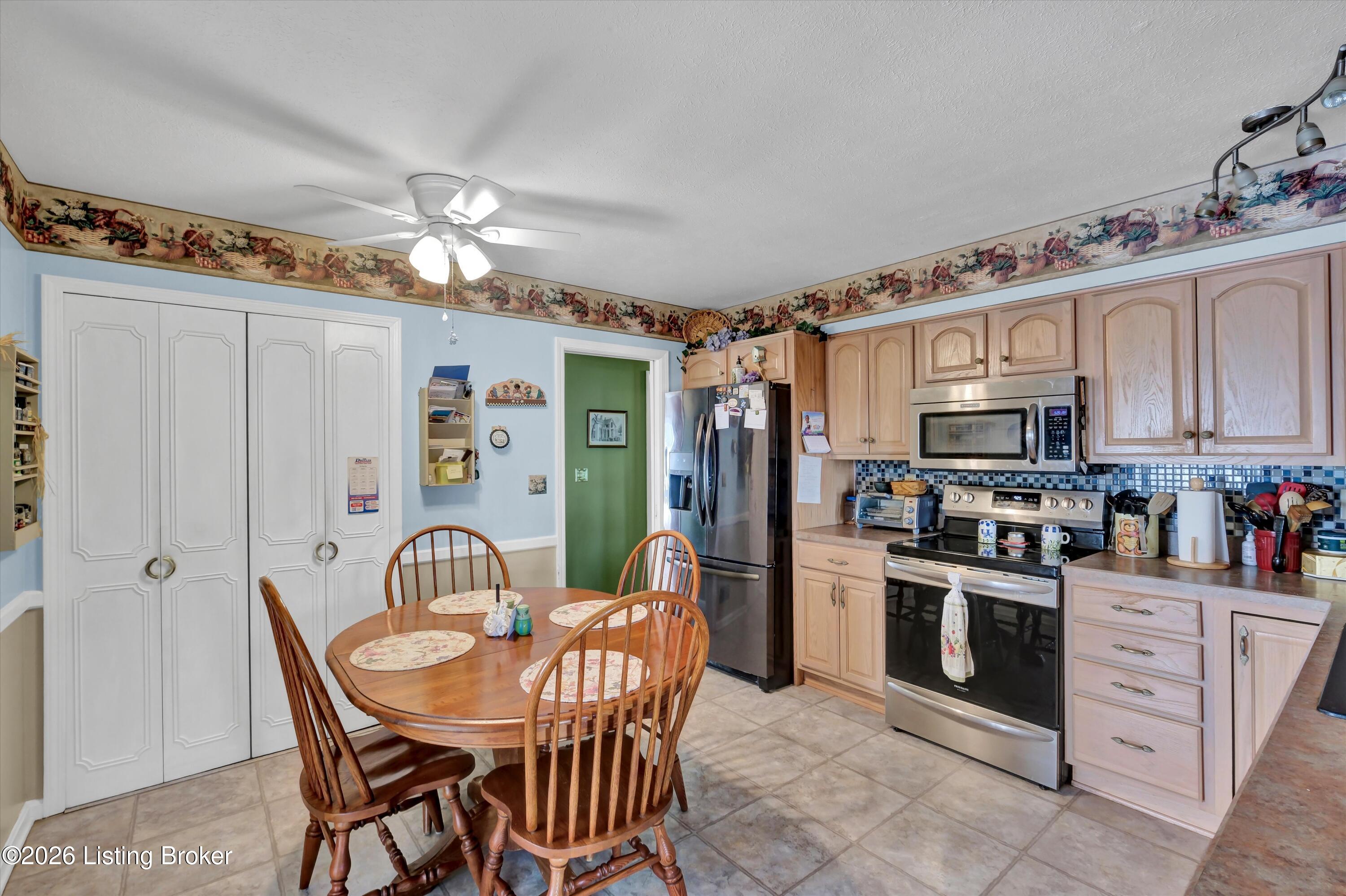 3109 Pomeroy Dr