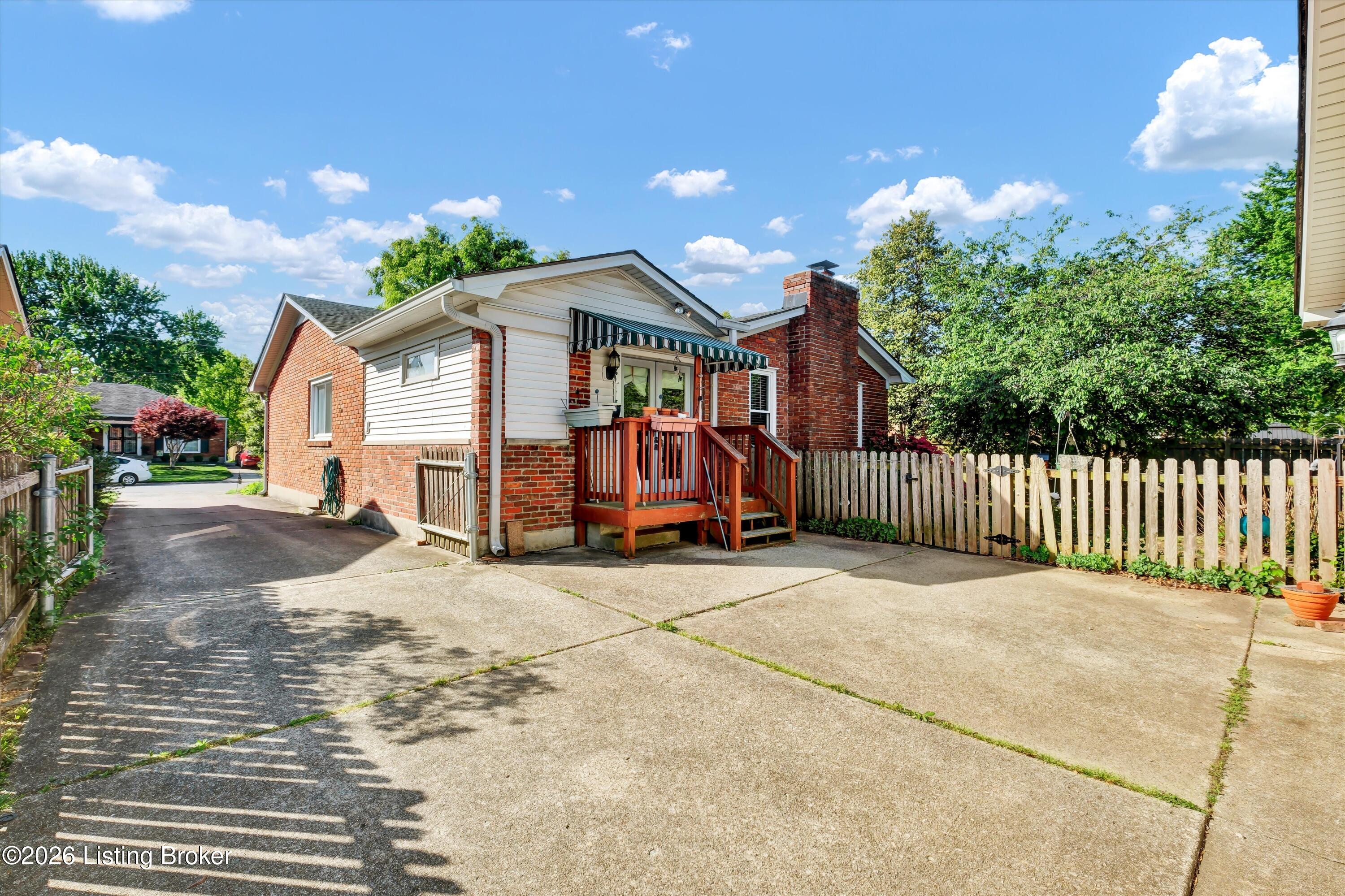 3109 Pomeroy Dr