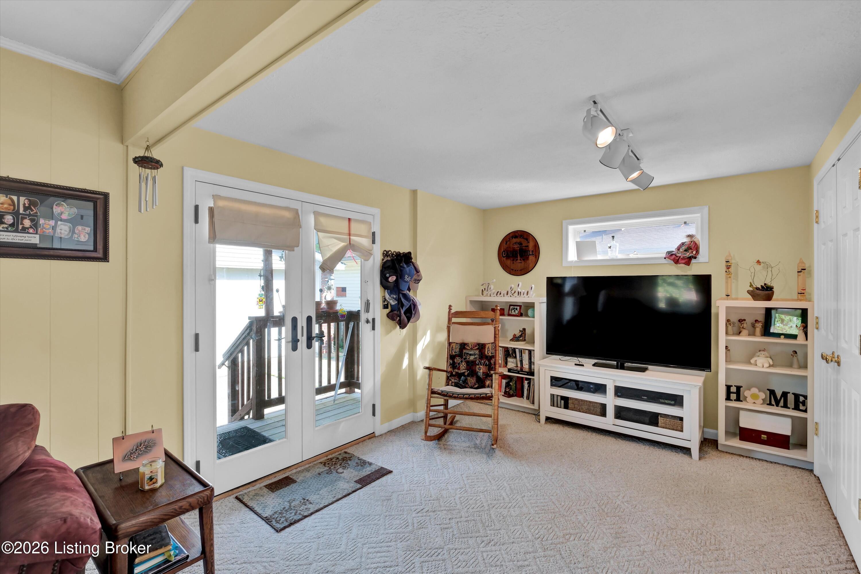 3109 Pomeroy Dr