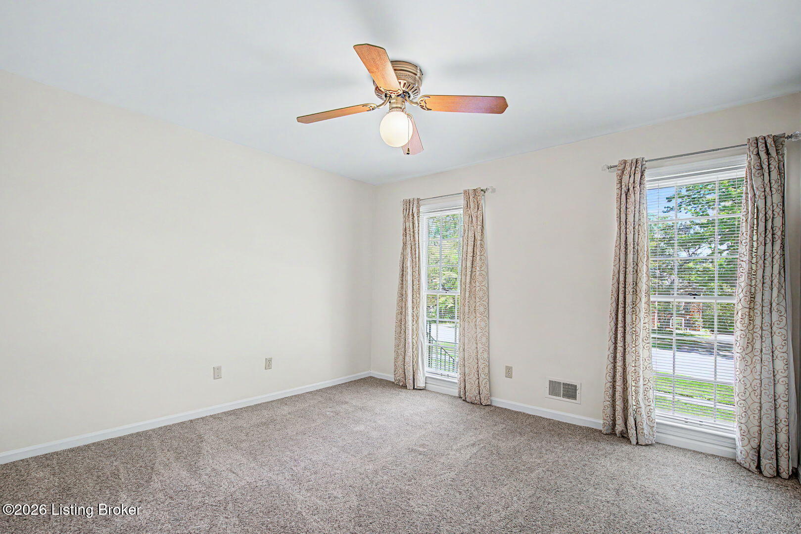 3217 Broeck Pointe Cir