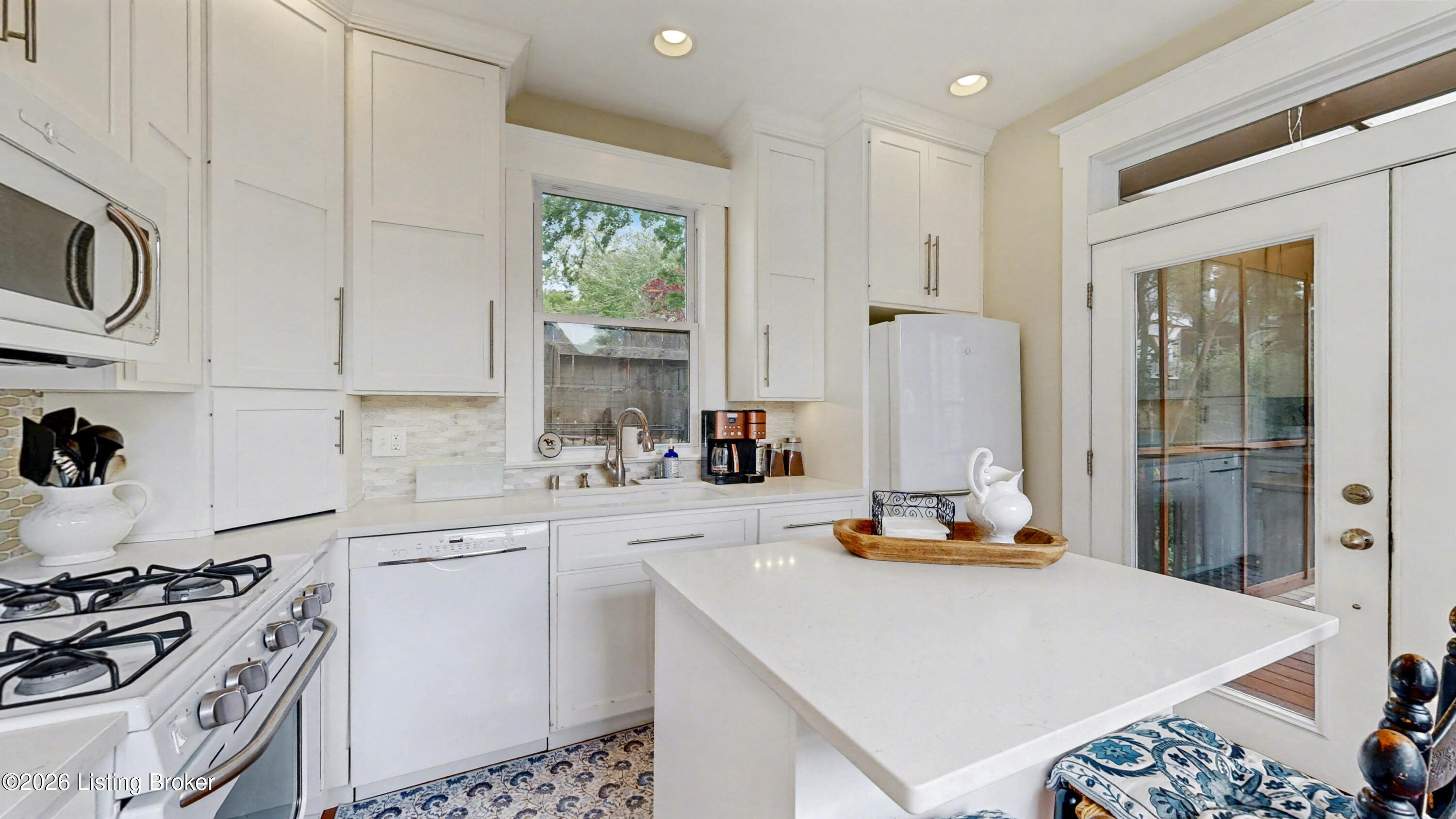 1328 Winter Ave