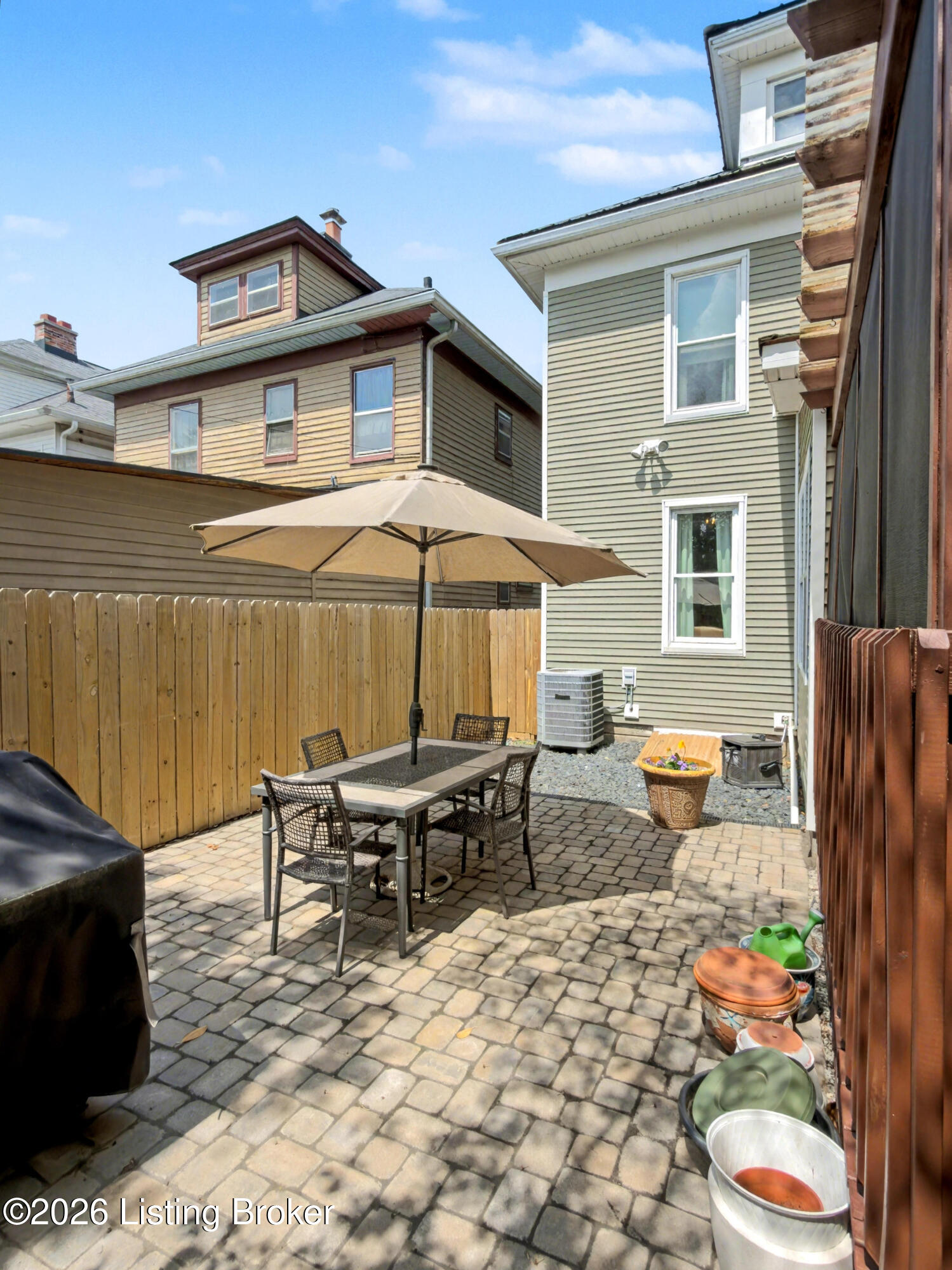 1328 Winter Ave