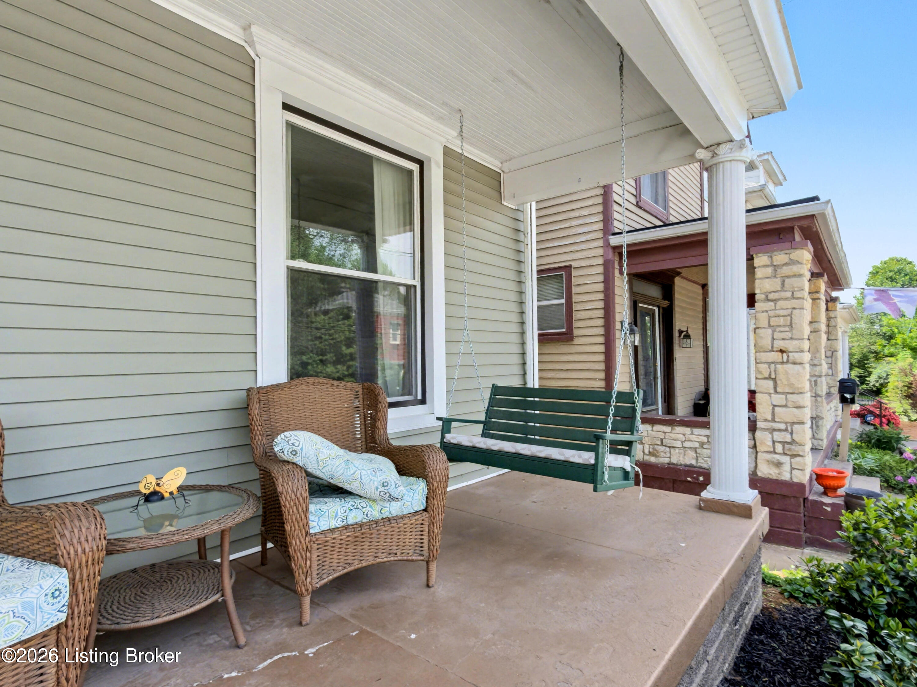 1328 Winter Ave