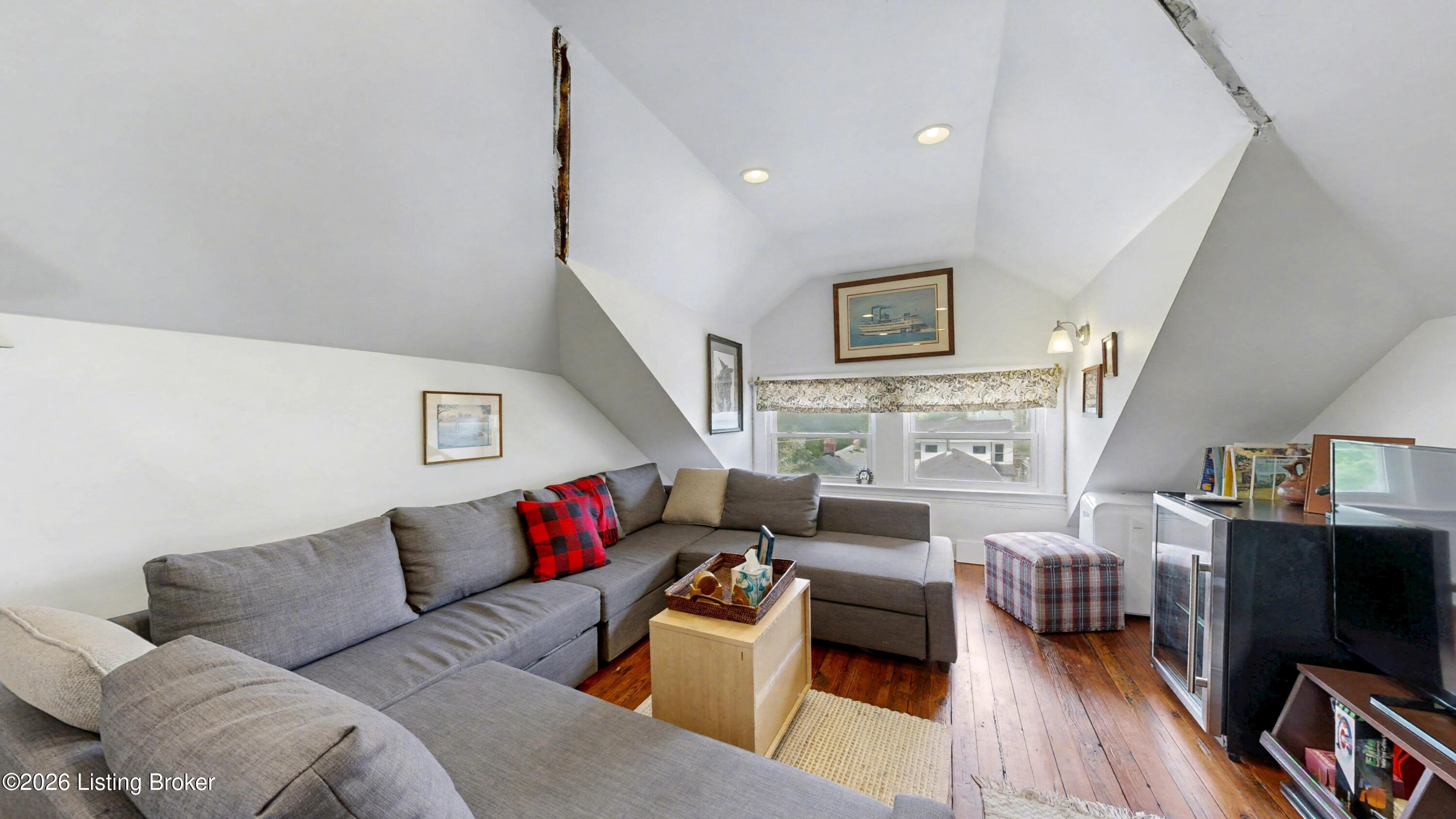 1328 Winter Ave