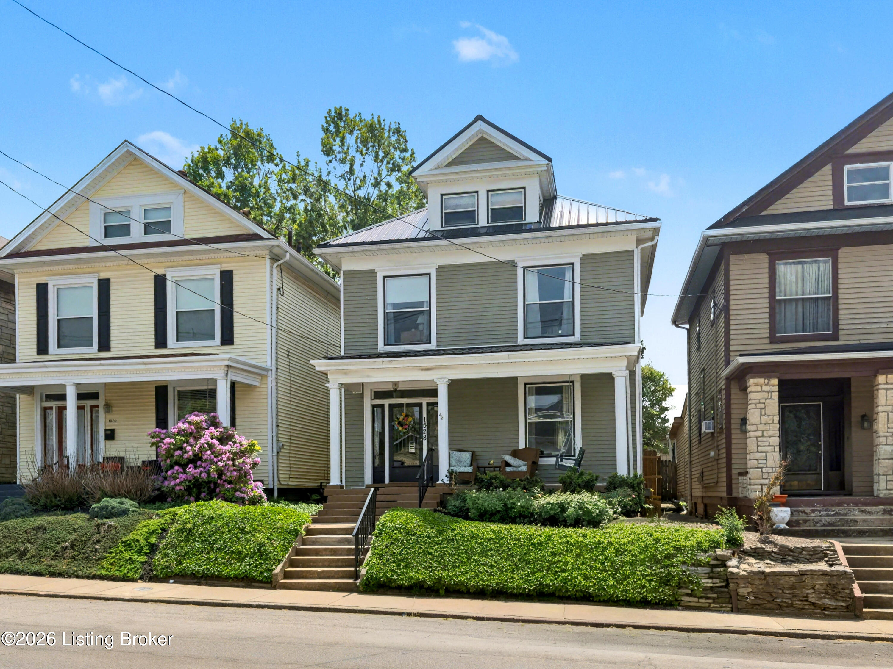 1328 Winter Ave
