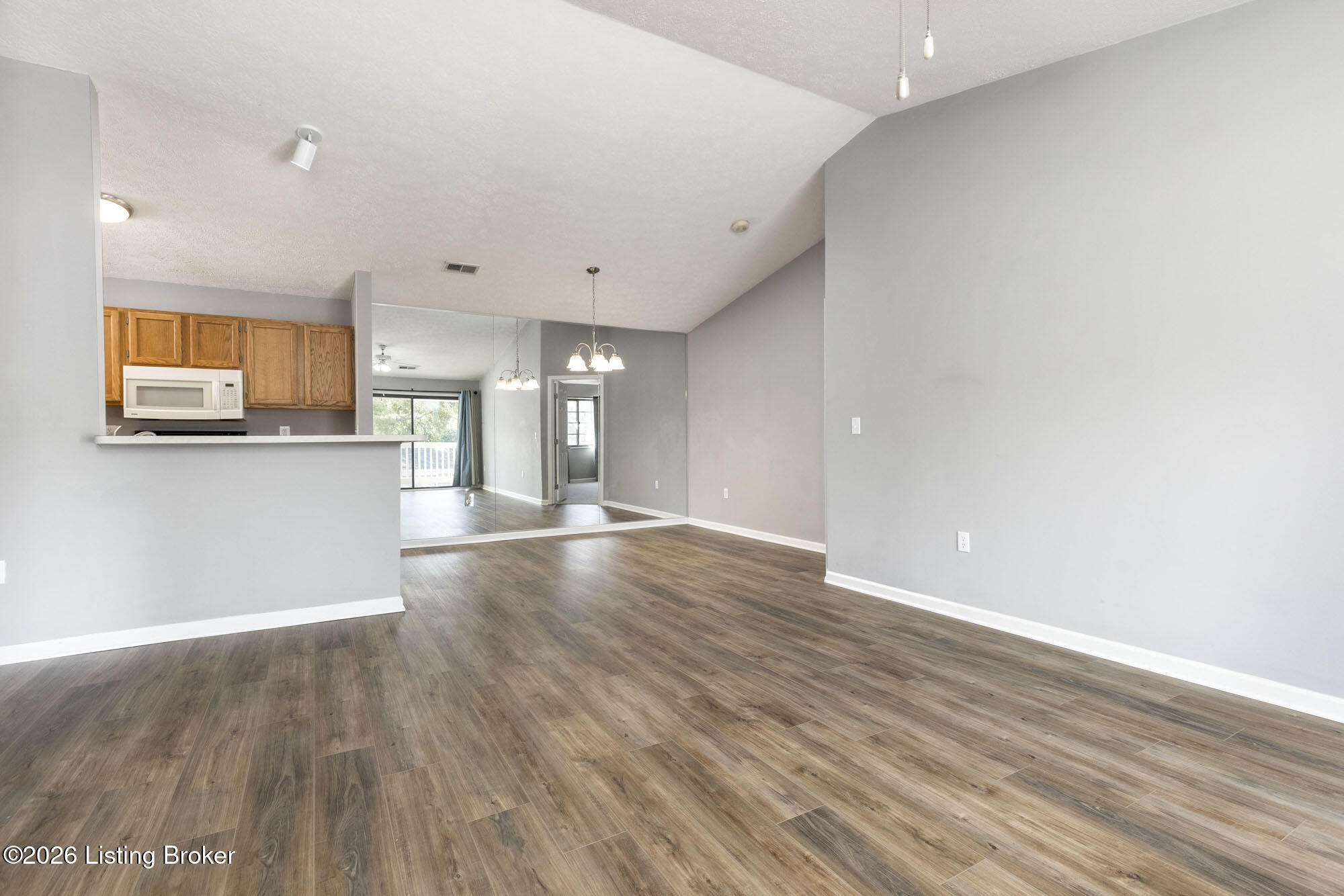 410 Ethridge Ave 207