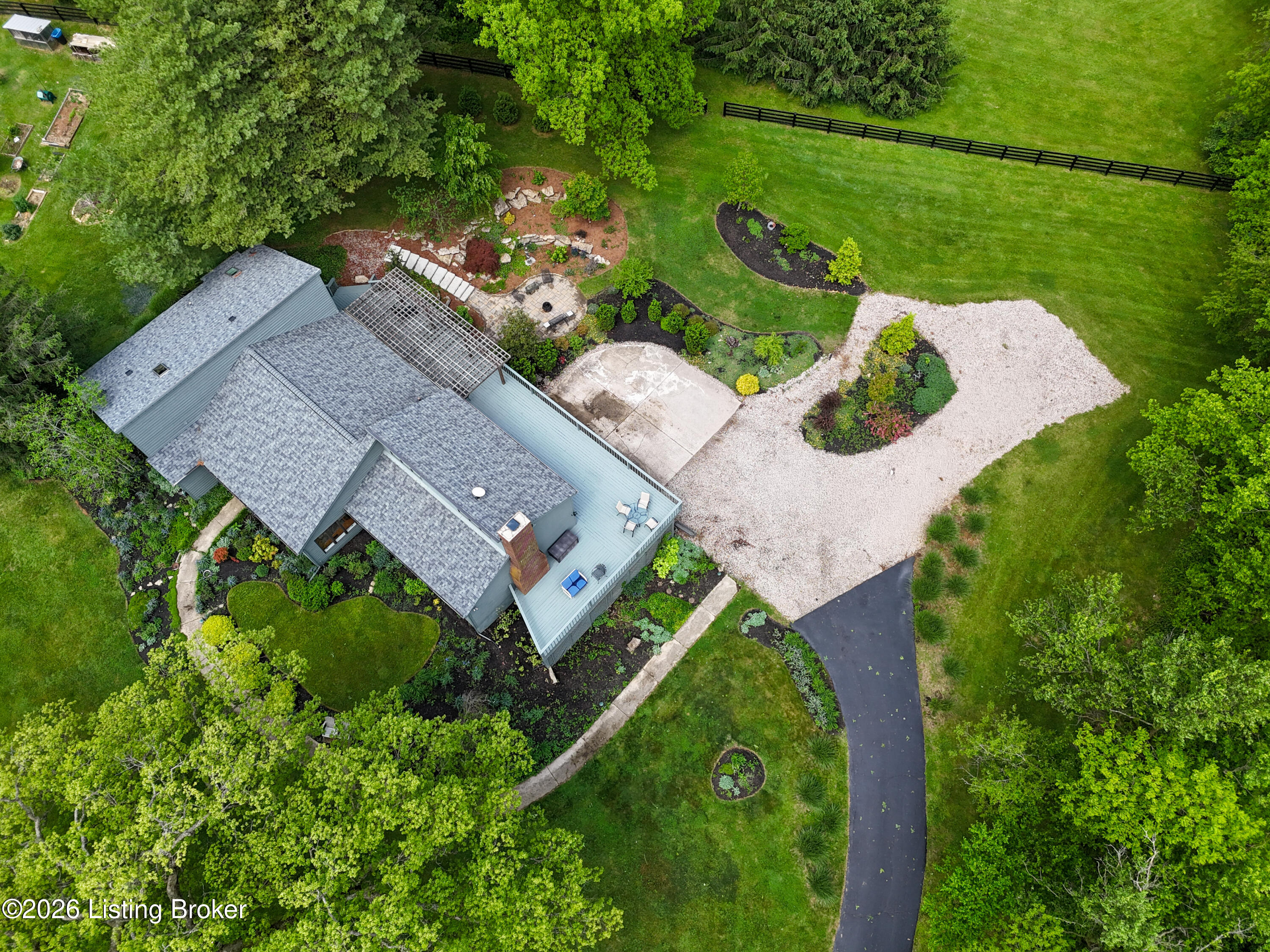 172 Hebron Rd