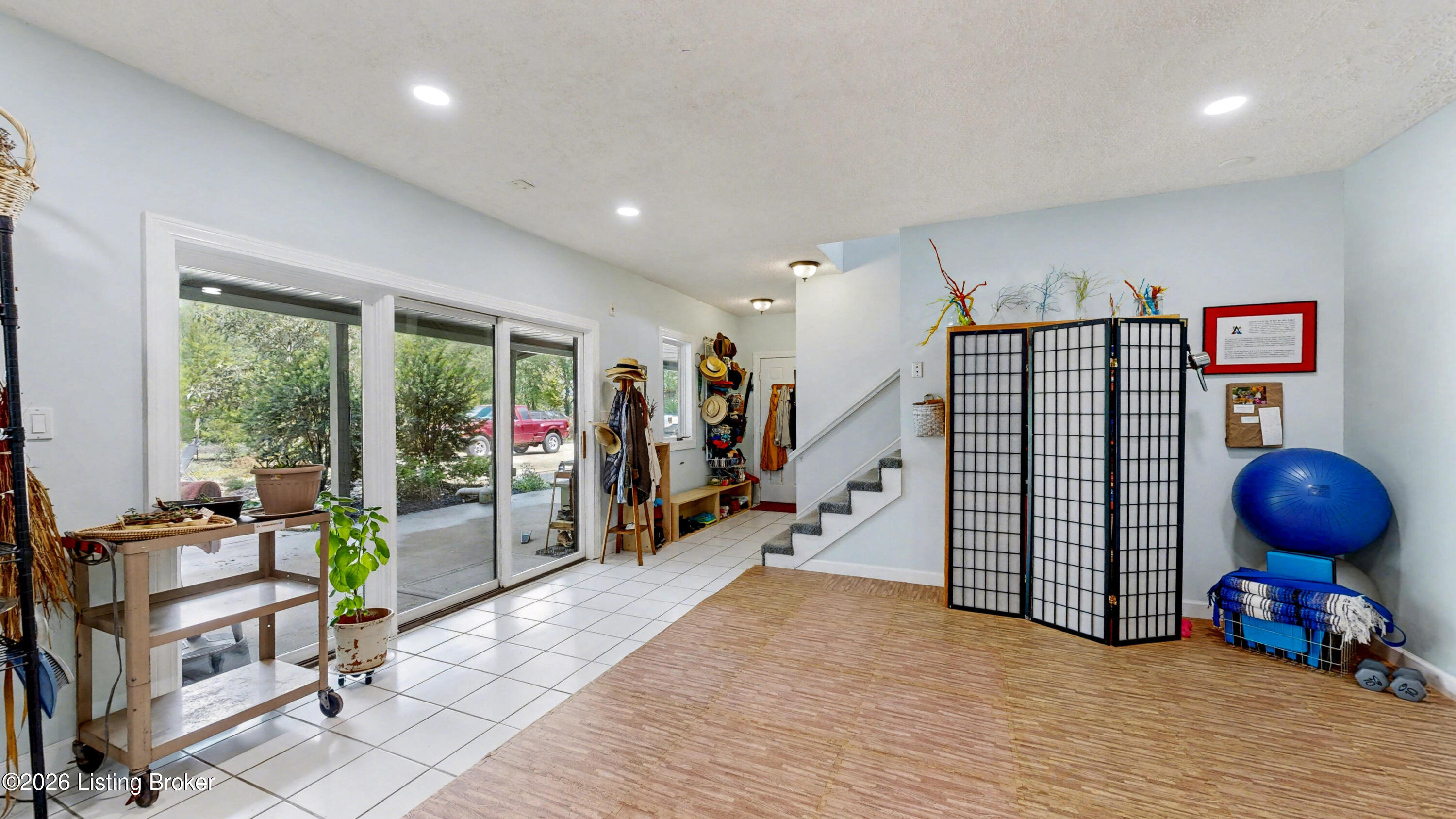 172 Hebron Rd